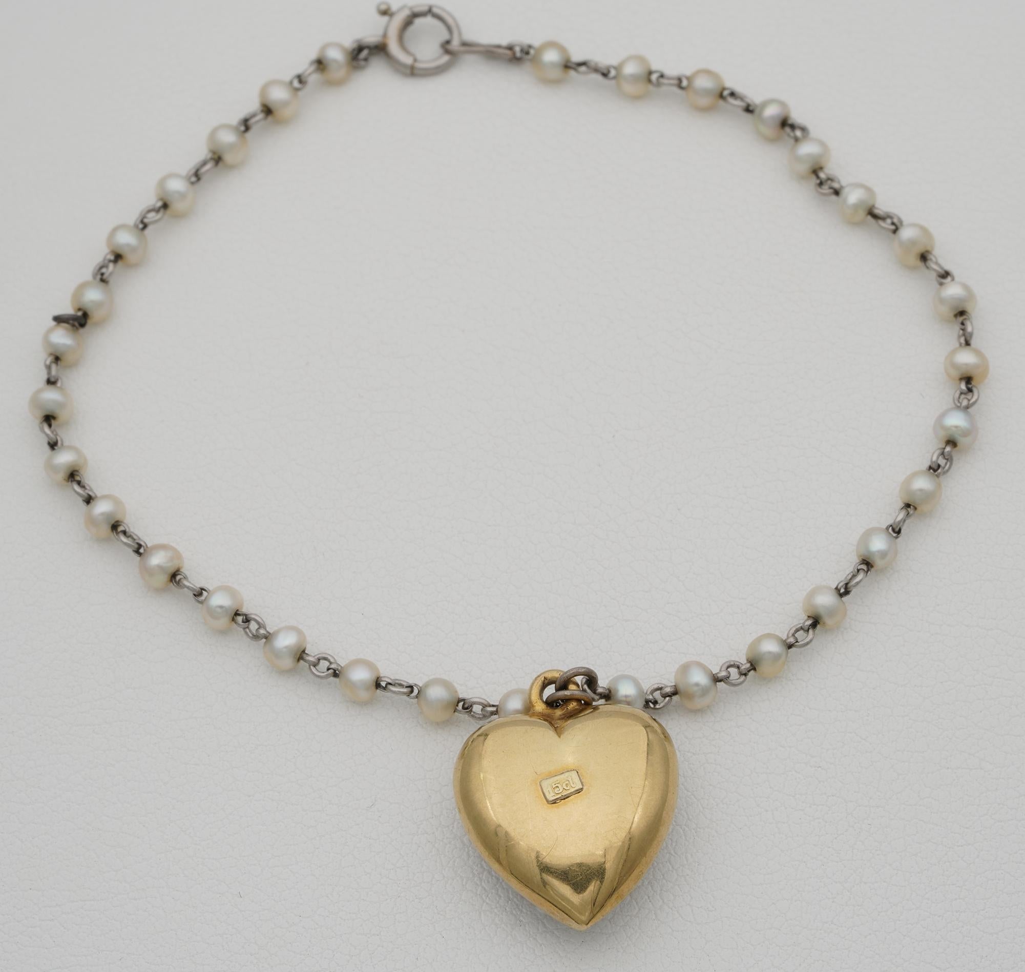 Bracelet victorien en platine 15 carats avec perles naturelles en forme de cœur en vente 1
