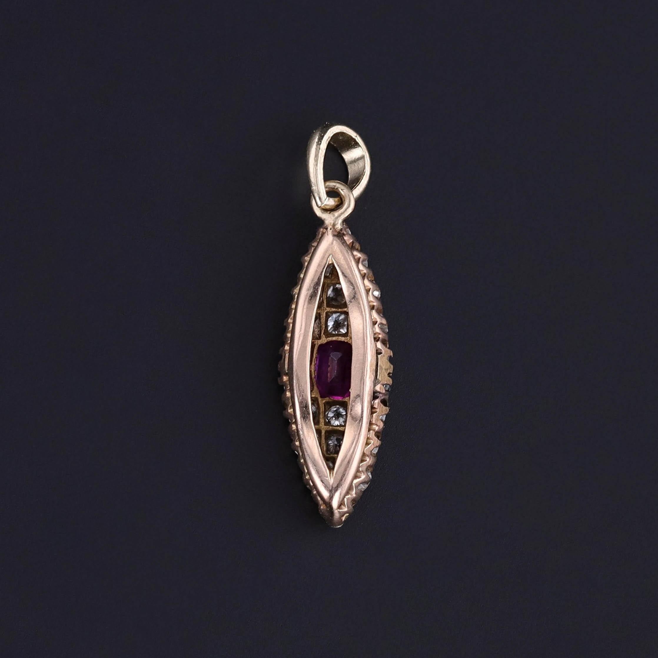 Colgante Victoriano de Rubí Natural y Diamante de Oro de 14k Corte cojín en venta