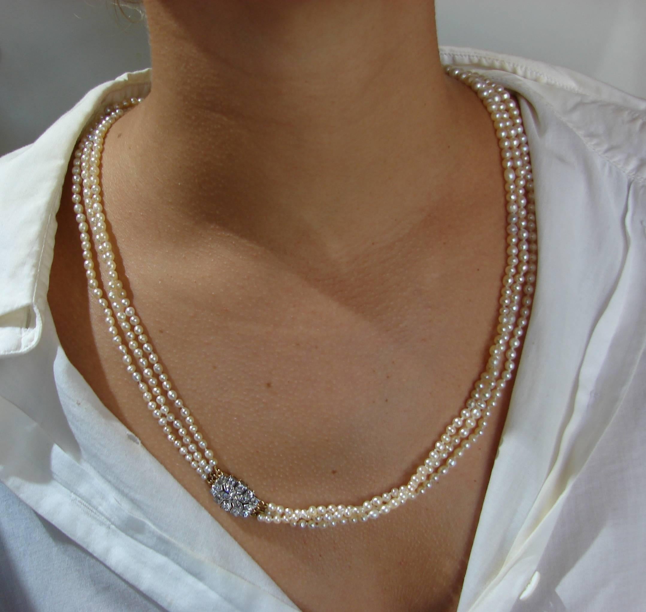 Taille mixte Collier victorien de perles d'eau salée naturelles avec fermoir en diamant en vente