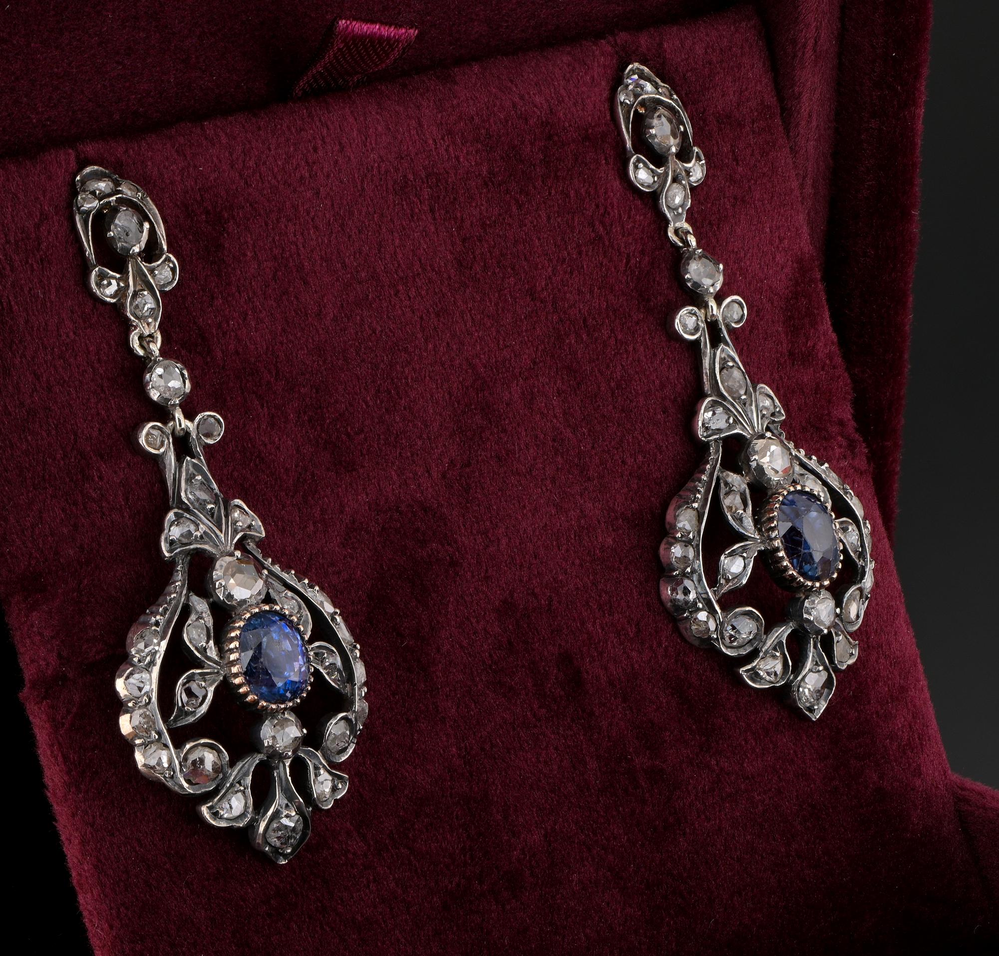 Victorien Boucles d'oreilles pendantes victoriennes en saphir naturel taillé en rose et diamants 18 KT/argent en vente