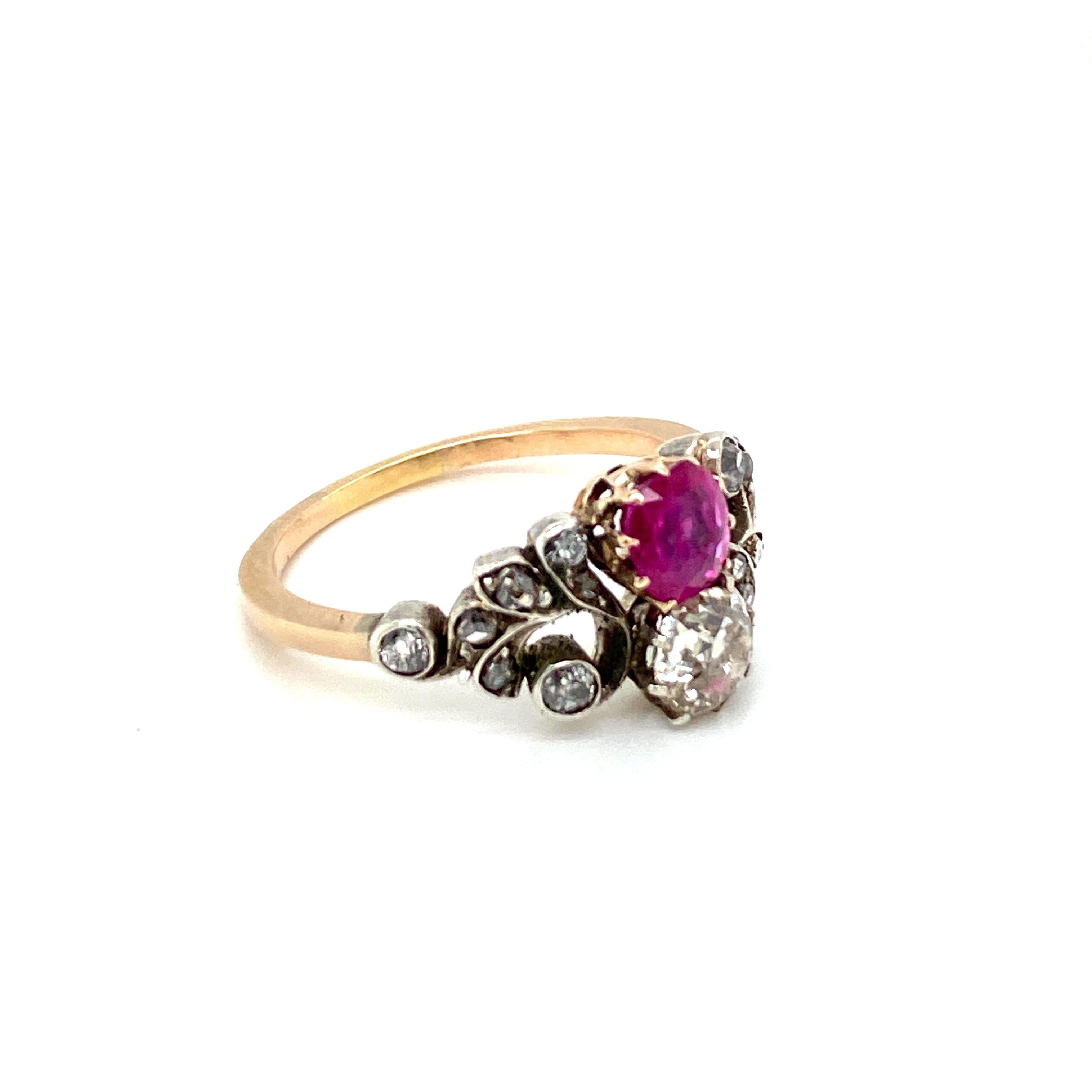 Women's Victorian Natural Unheated Ruby Diamond Vous et Moi Ring