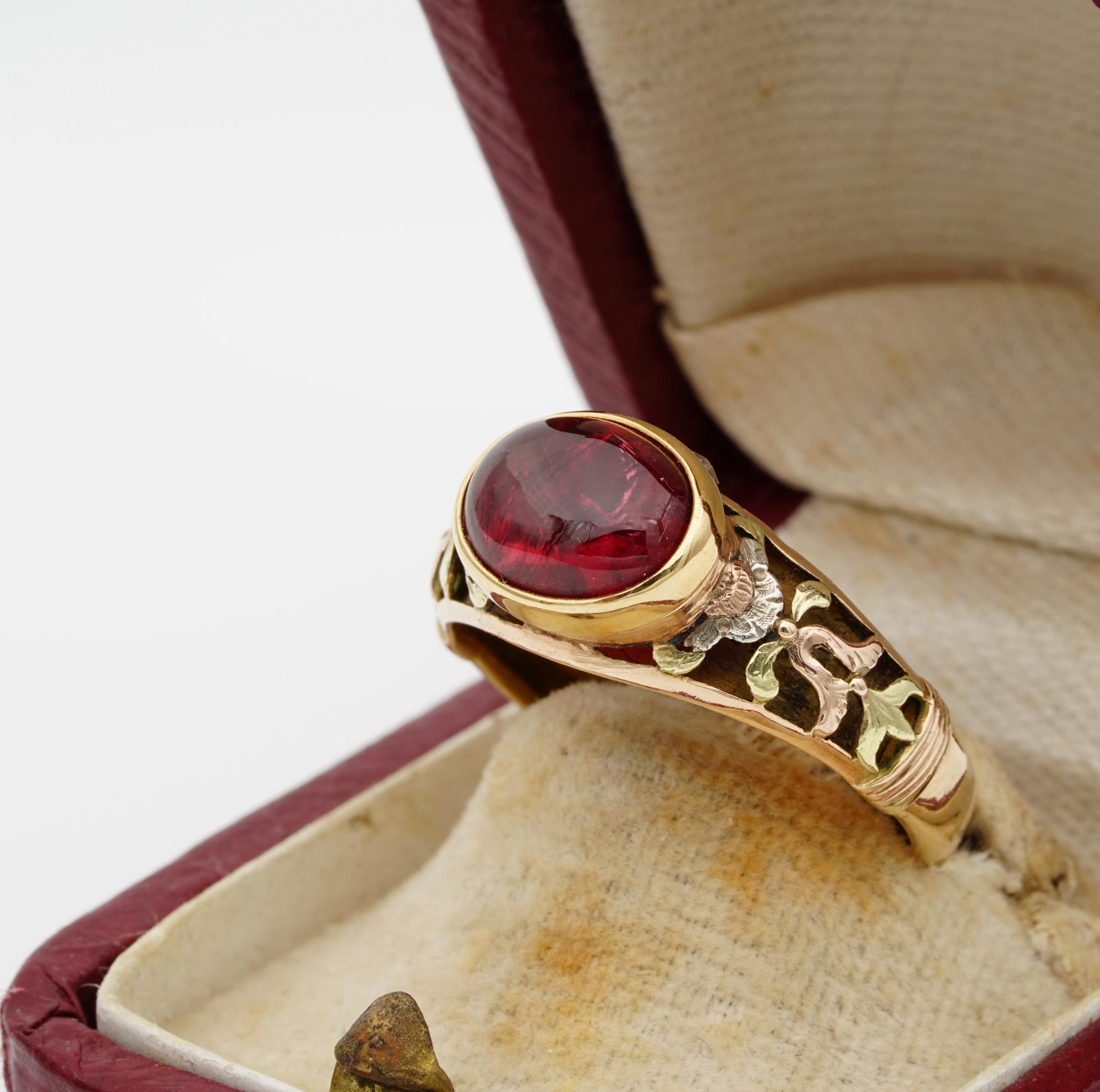 Victorian Natural Untreated Red Spinel Rare Secret Locket Ring For Sale 3