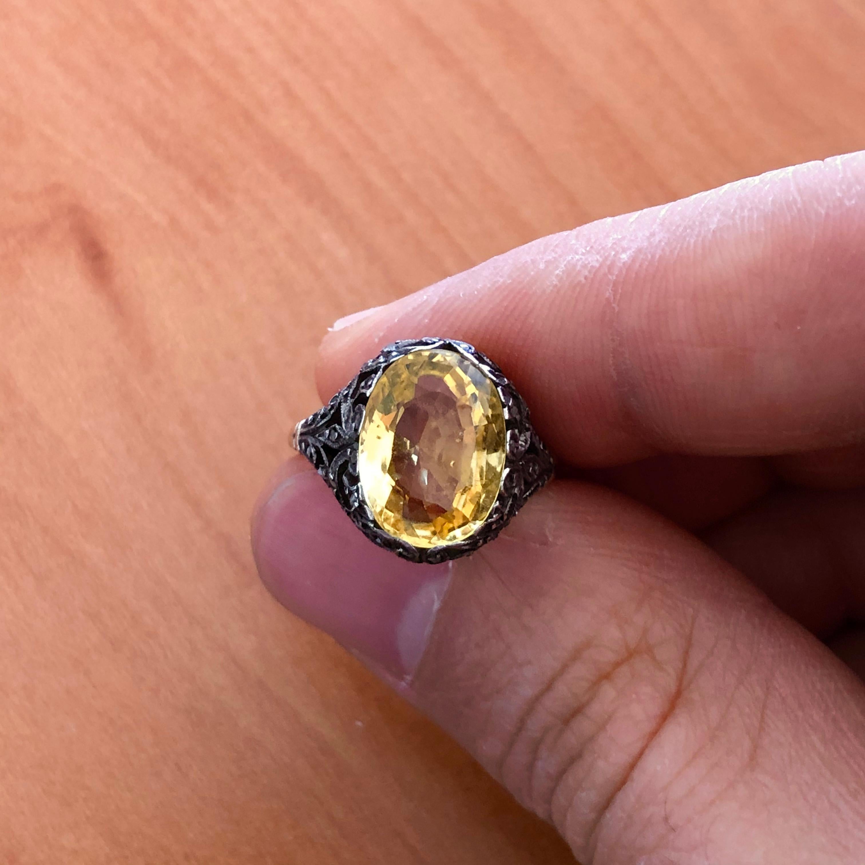 Oval Cut Victorian Natural Yellow Sapphire Ring For Sale