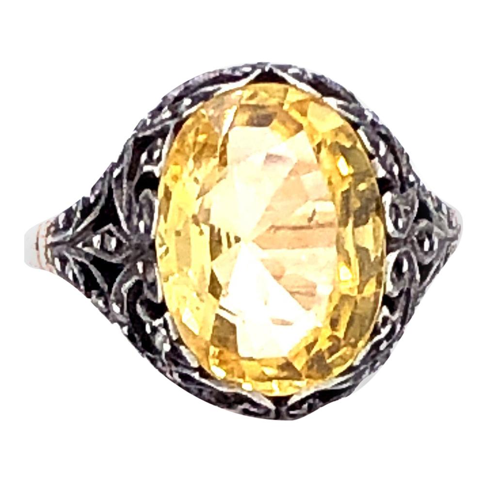 Bague victorienne en saphir jaune naturel en vente