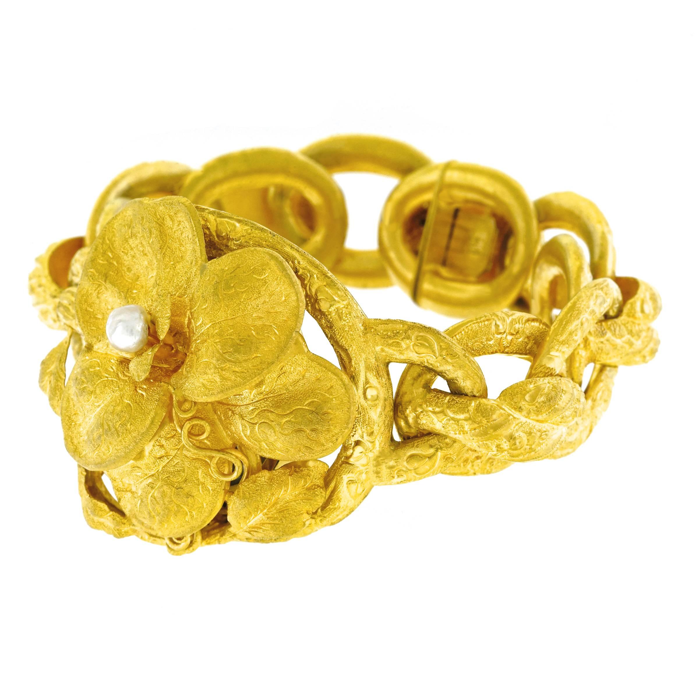 Uncut Victorian Naturalistic Gold Bracelet