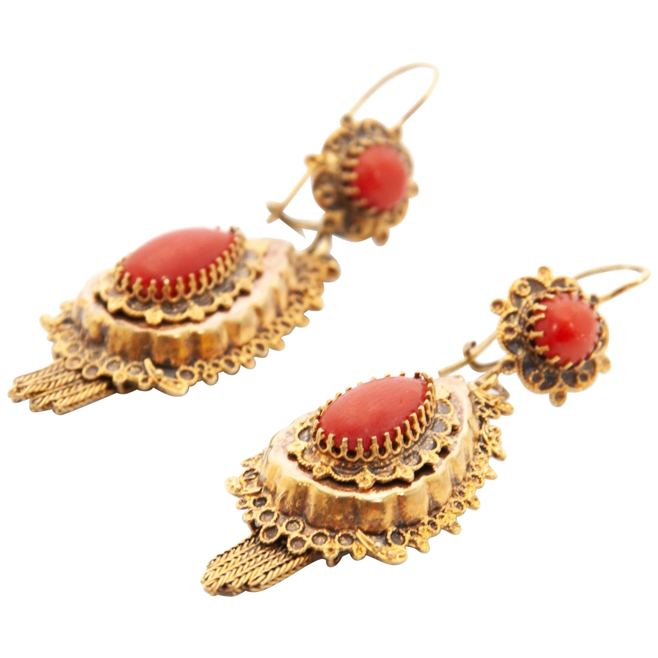 Vintage 14K Yellow Gold Natural Red Coral Dangle Earrings For Sale