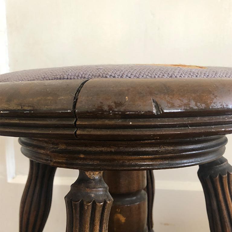 claw foot piano stool history