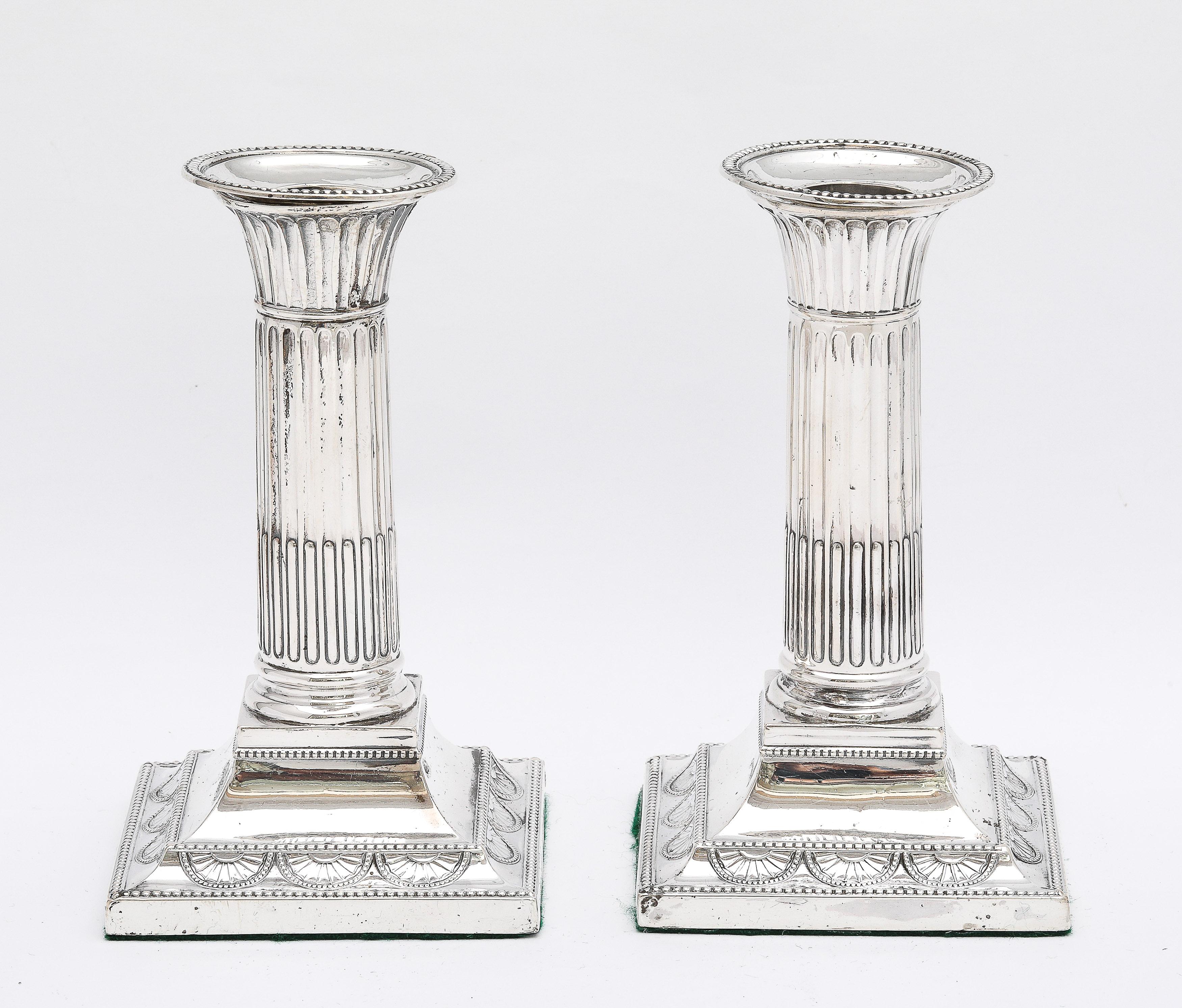 Victorian Neoclassical-Style Sterling Silver Corinthian Column Candlesticks For Sale 7