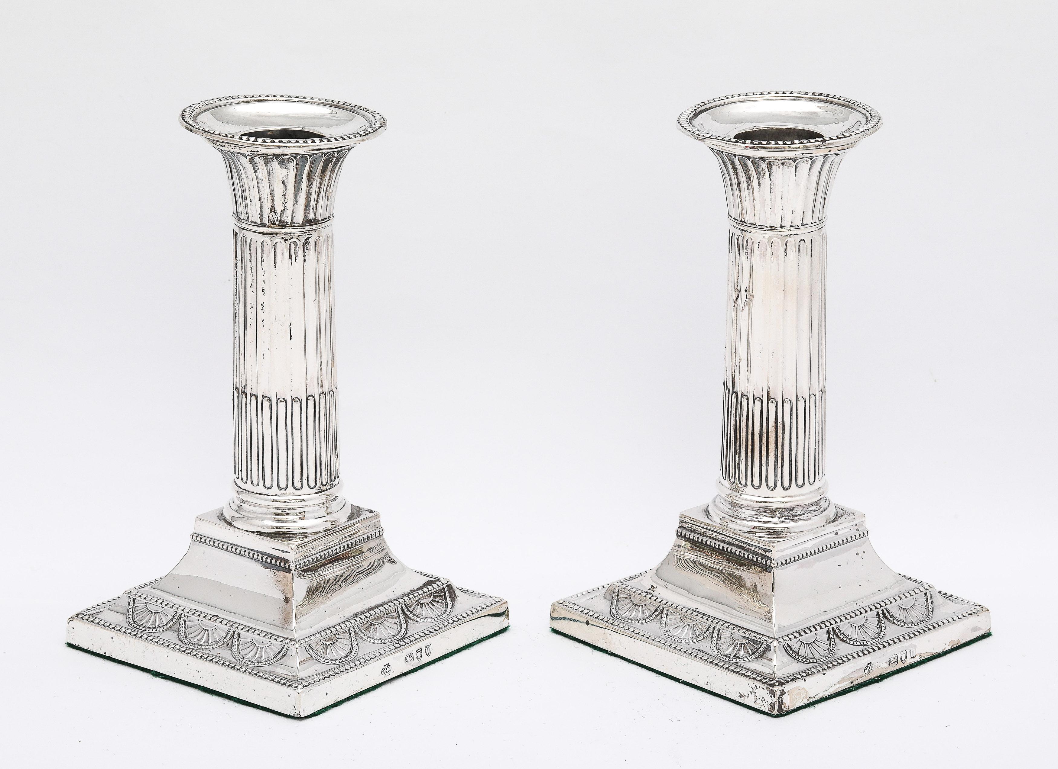Victorian Neoclassical-Style Sterling Silver Corinthian Column Candlesticks For Sale 4