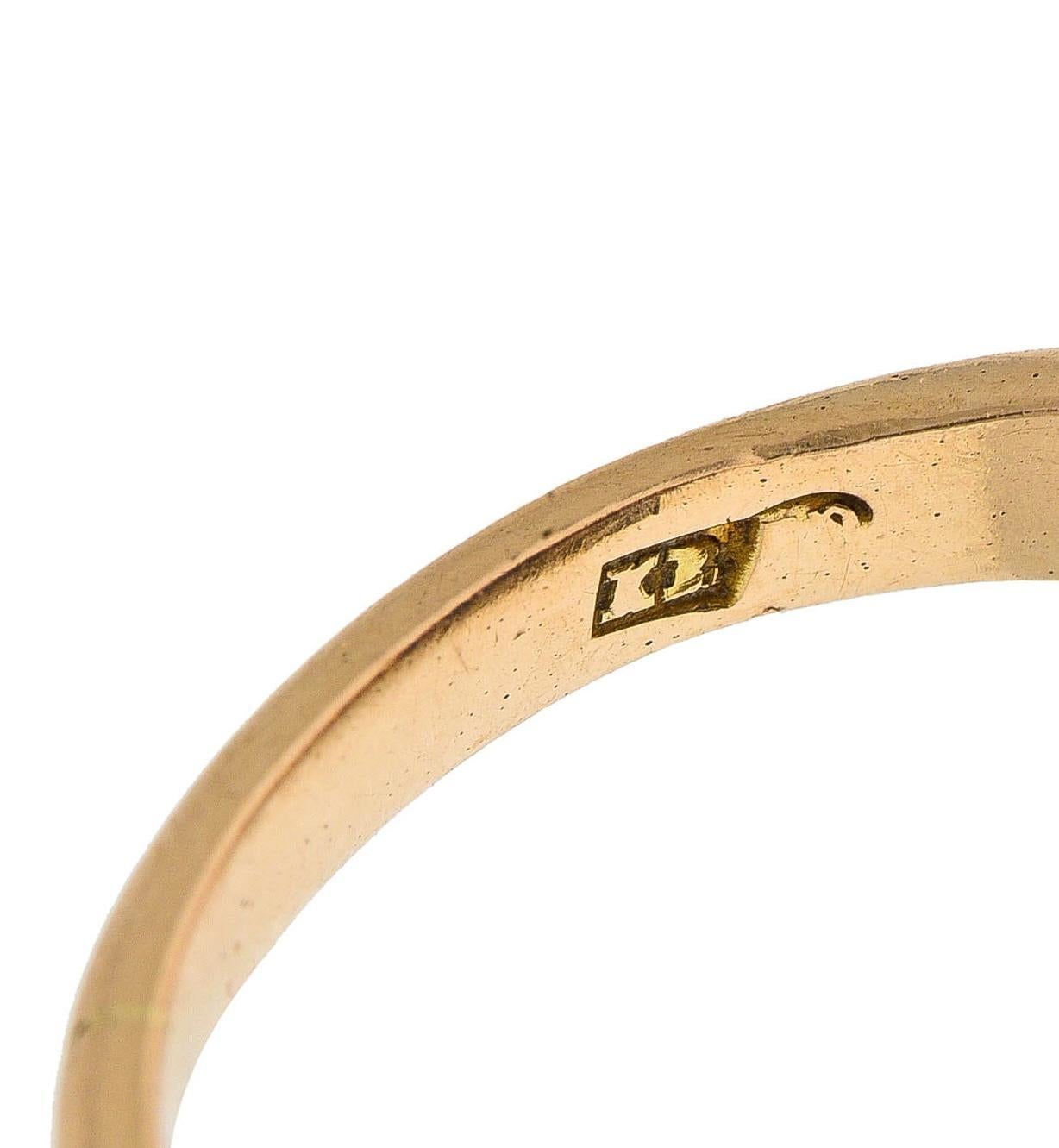 Antiker viktorianischer Navette-Cluster-Ring aus 14 Karat Gold mit unbehandeltem Burma-Saphir und Diamant im Angebot 2