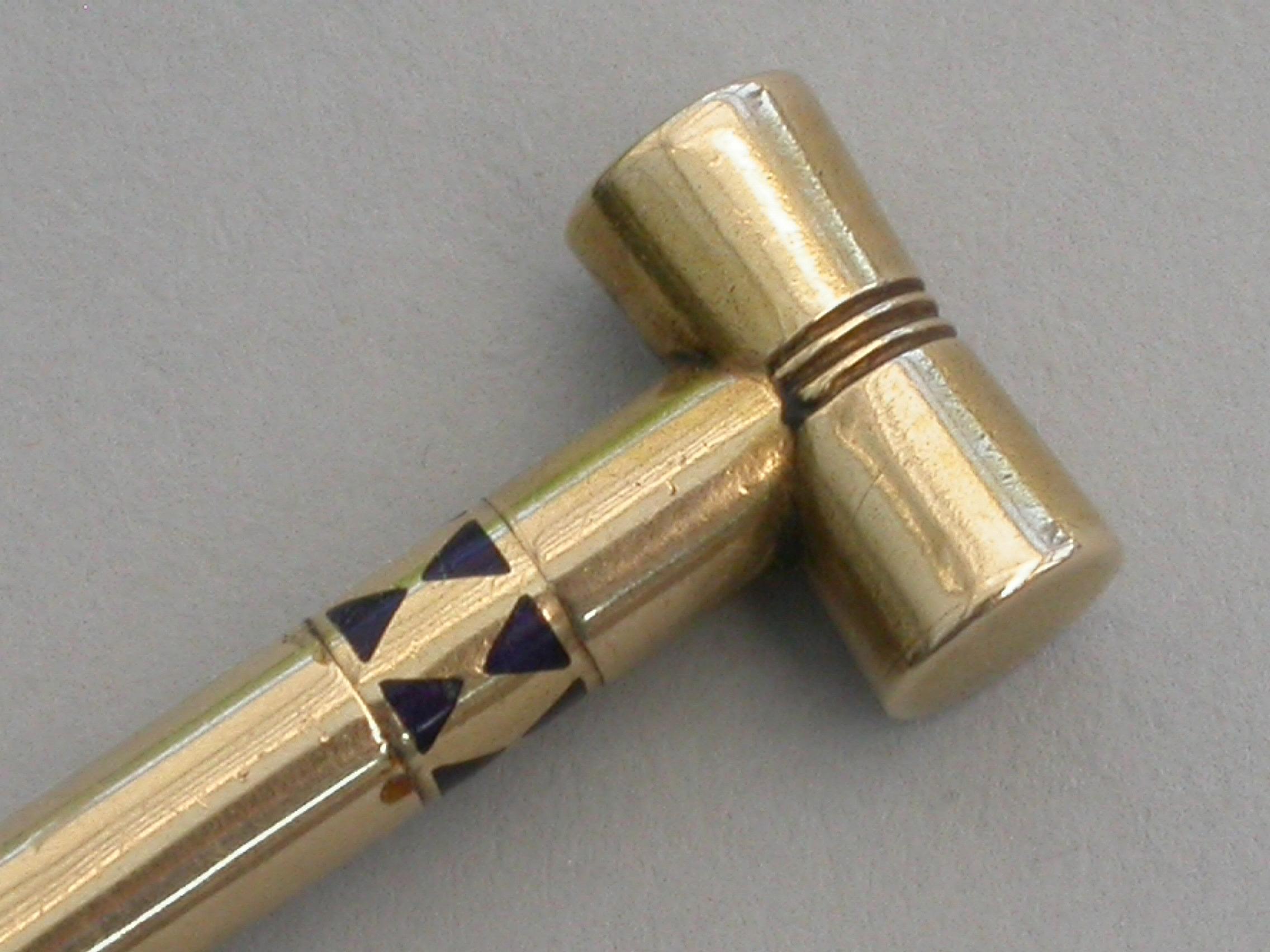 Victorian Novelty 16-Carat Gold and Enamel Croquet Mallet Propelling Pencil For Sale 2