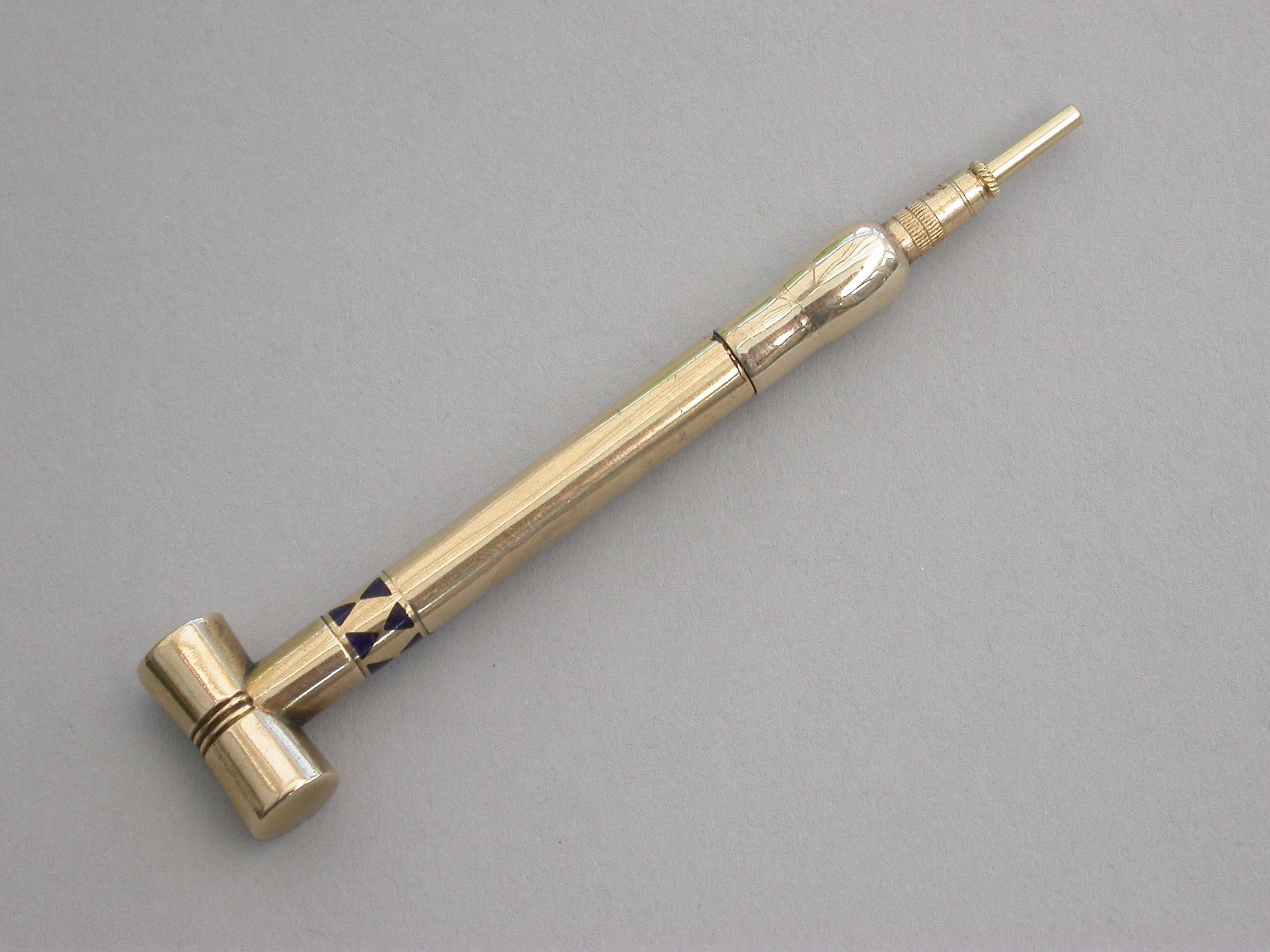 Victorian Novelty 16-Carat Gold and Enamel Croquet Mallet Propelling Pencil For Sale 3