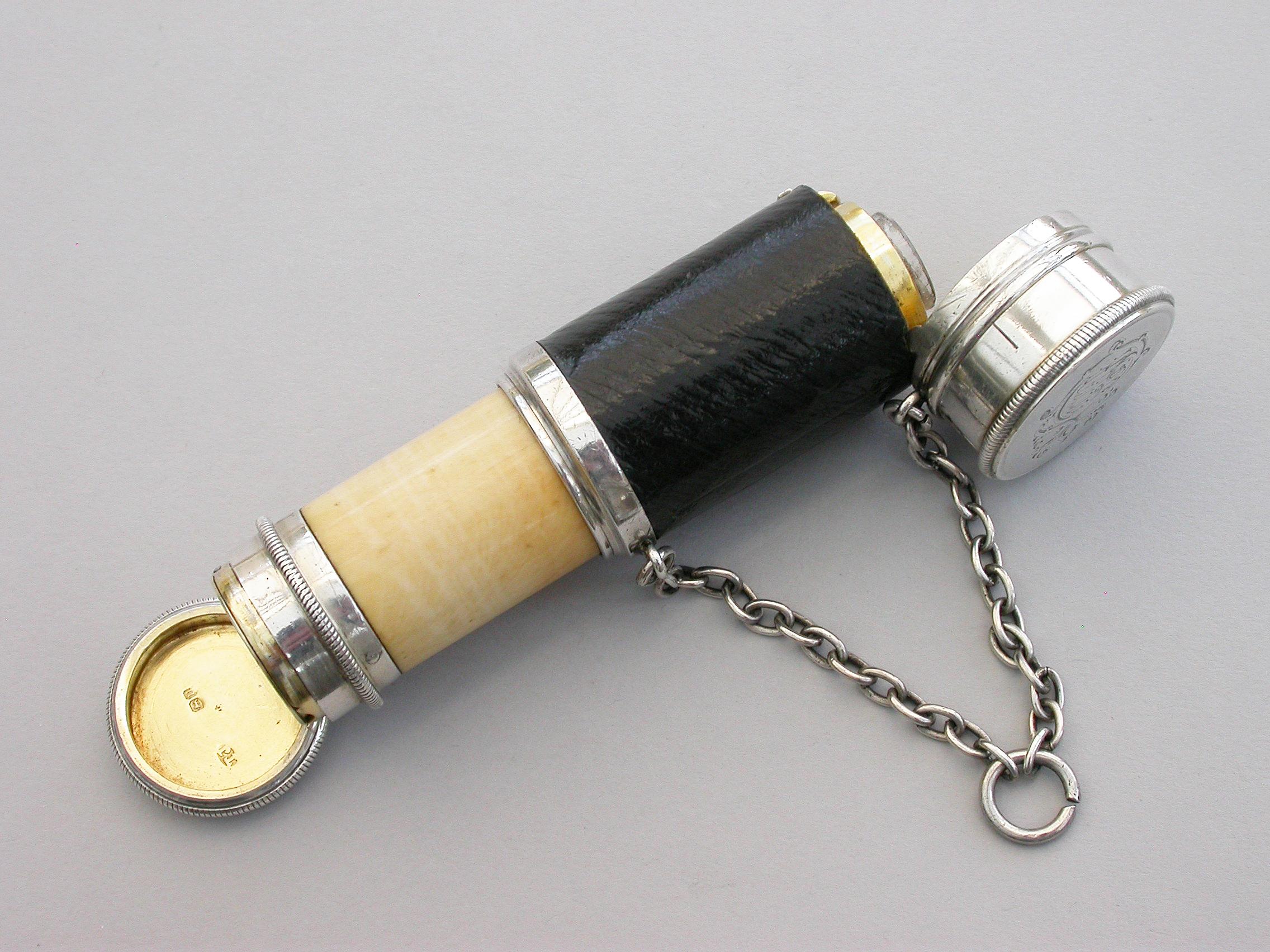 Victorian Novelty Silver Combined Scent Bottle Vinaigrette as a Telescope Kittie For Sale 9