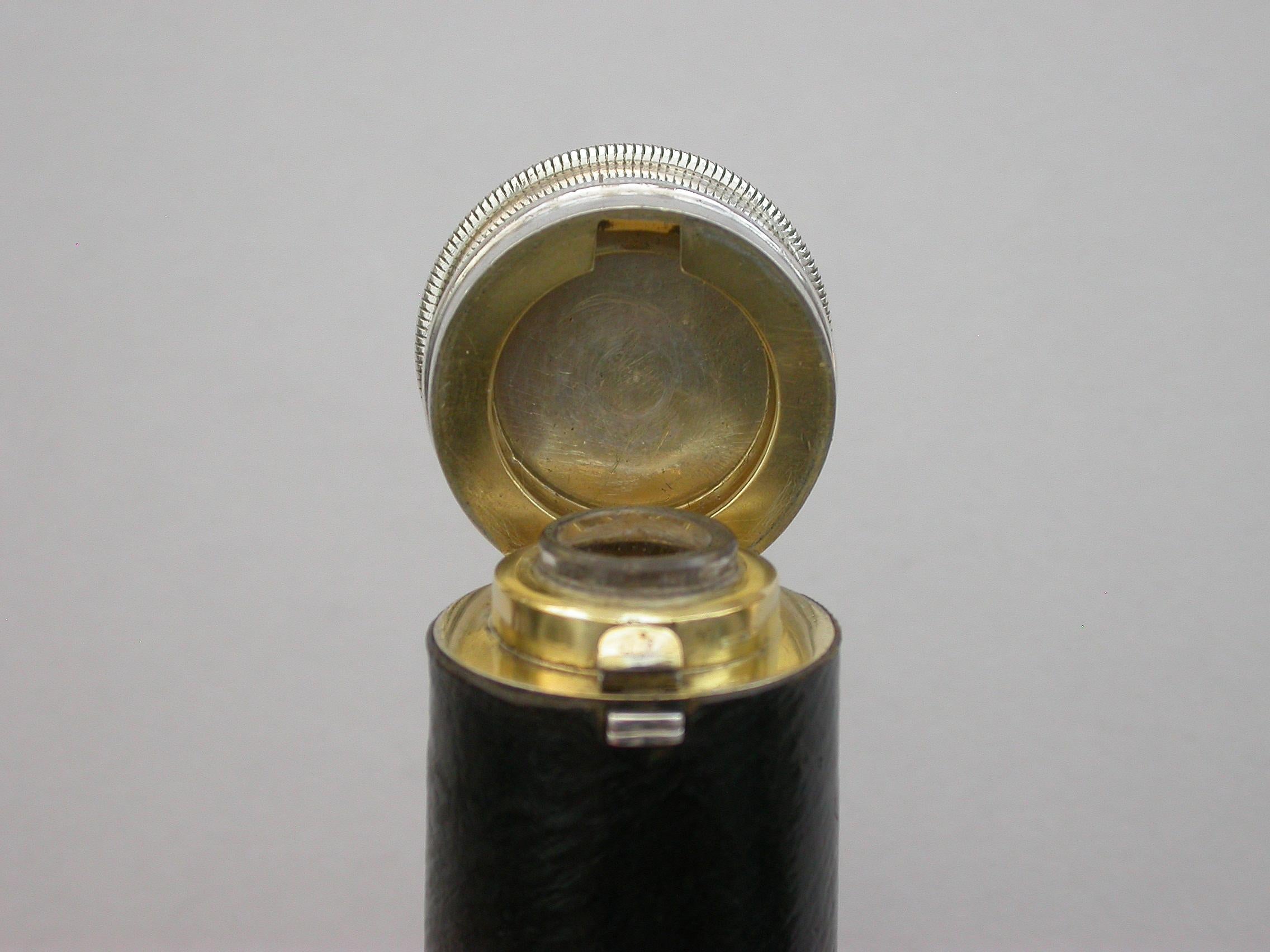 Victorian Novelty Silver Combined Scent Bottle Vinaigrette as a Telescope Kittie For Sale 4