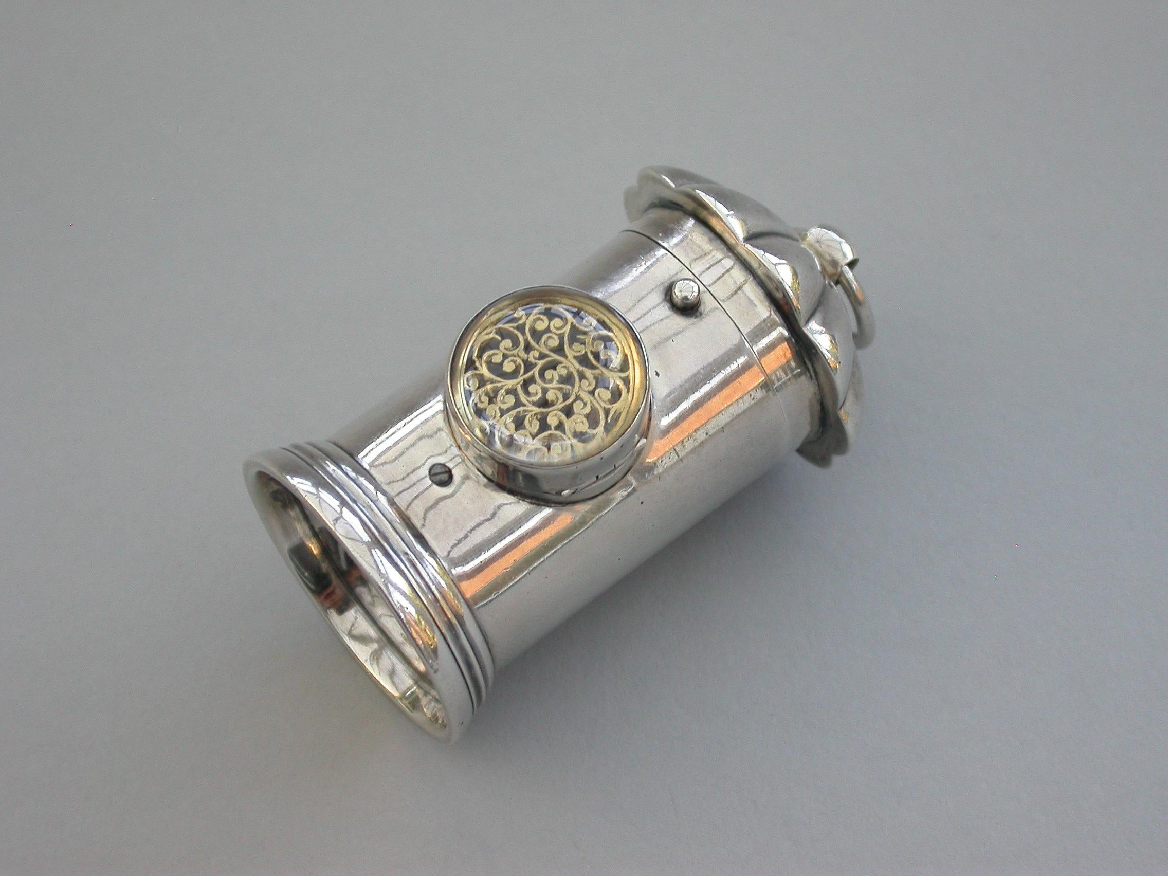 Victorian Novelty Silver Policeman's Bullseye Lantern Vinaigrette / Sewing Etui For Sale 5