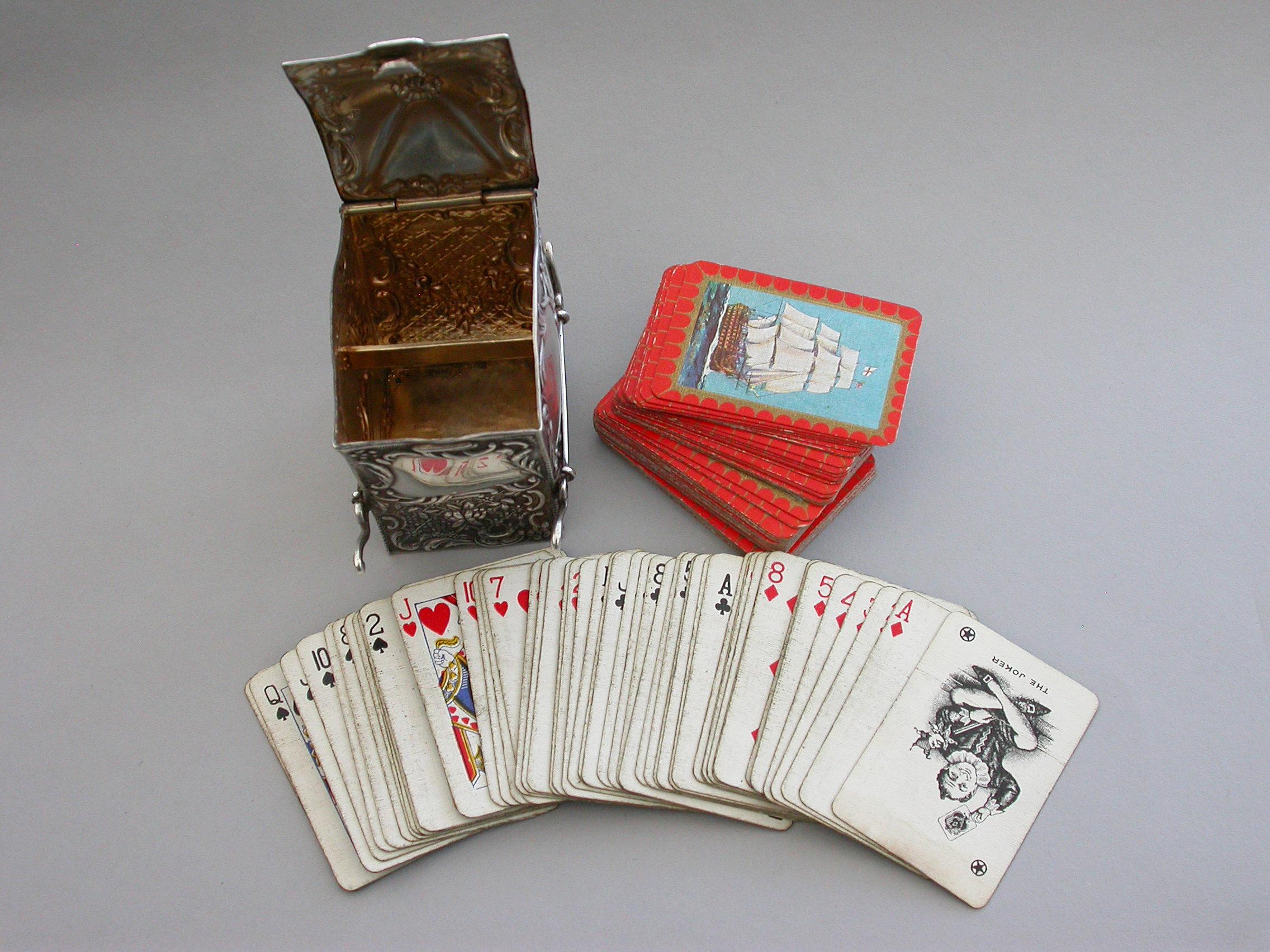 Victorian Novelty Silver Sedan Chair Twin Pack Playing Card Box, S Jacob, 1900 For Sale 4