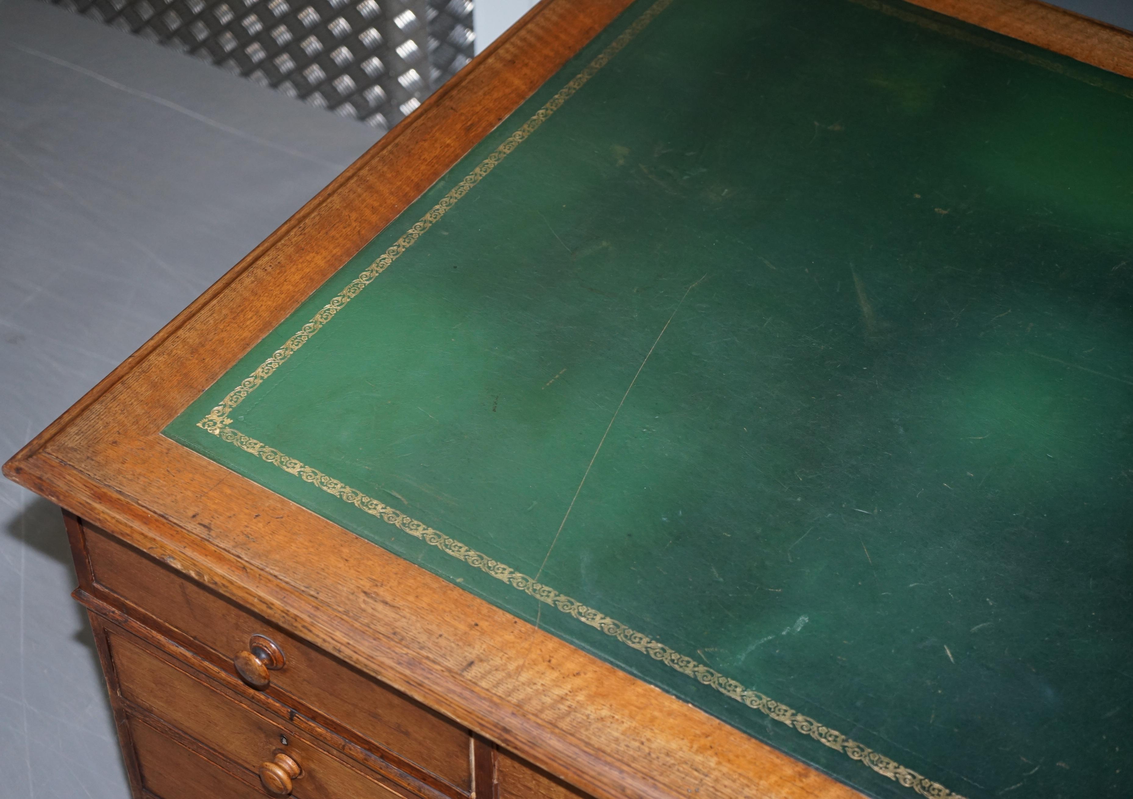 two-sided partners desk