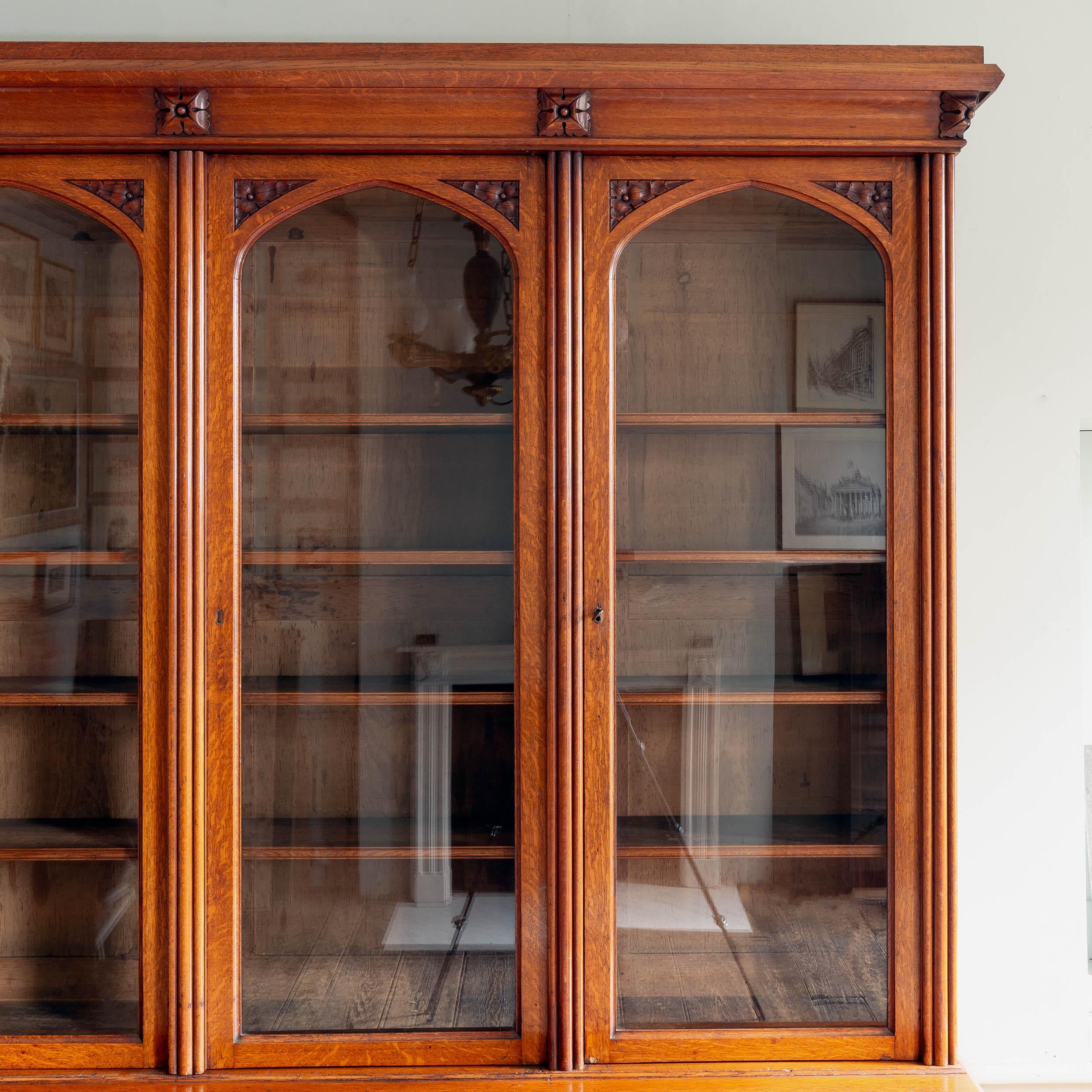 Libreria vittoriana in Oak In condizioni buone in vendita a London, GB