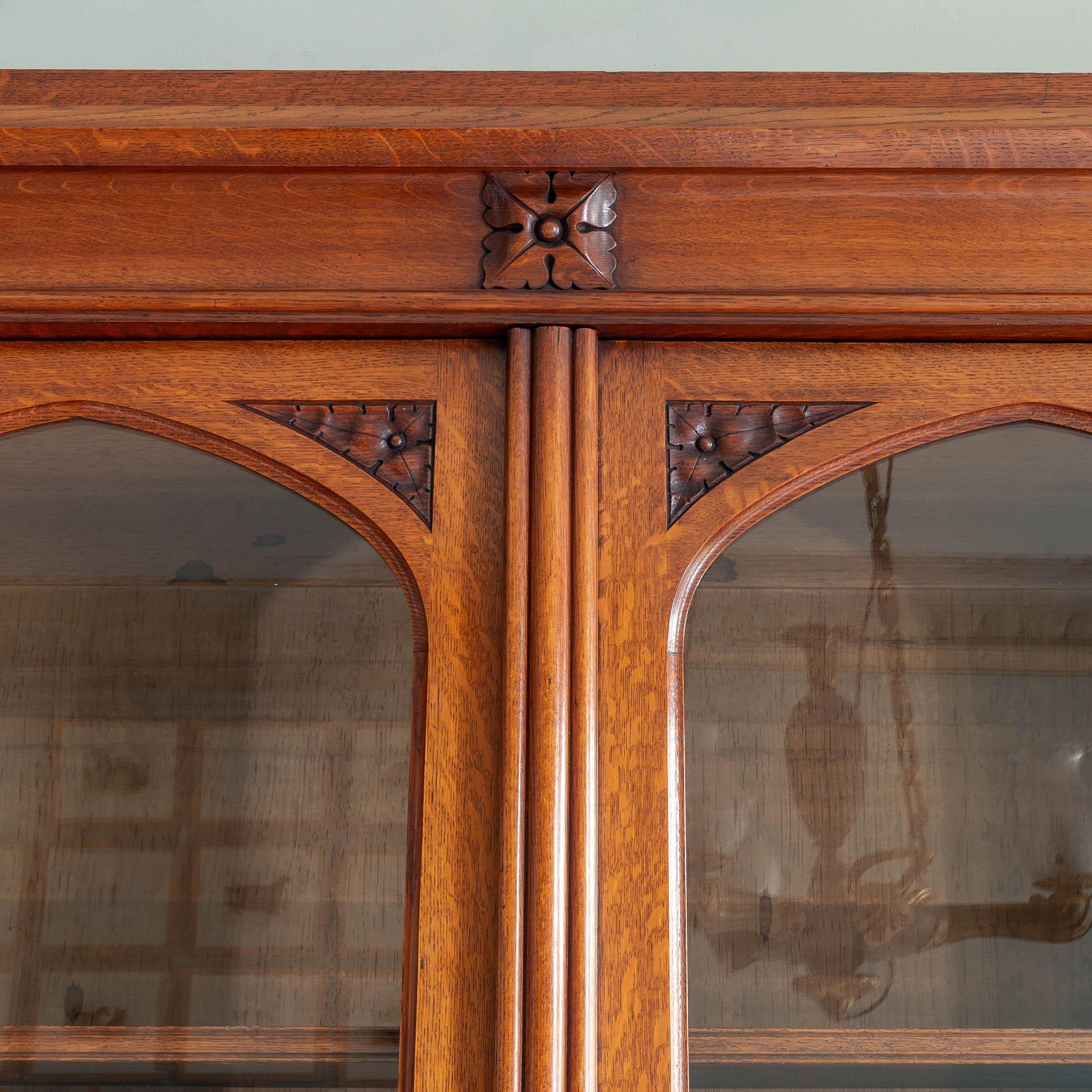 XIX secolo Libreria vittoriana in Oak in vendita