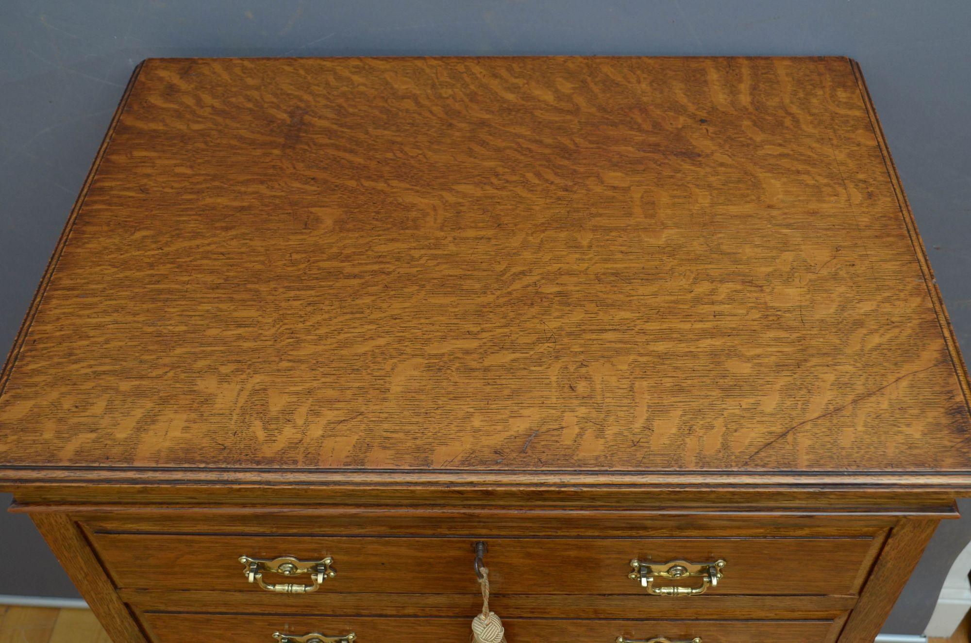 19th Century Victorian Oak Chest of Drawers by Maple & Co For Sale