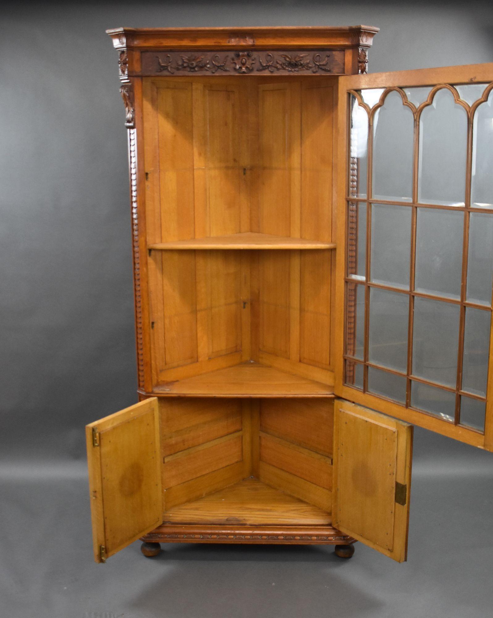 Victorian Oak Corner Cabinet For Sale 1