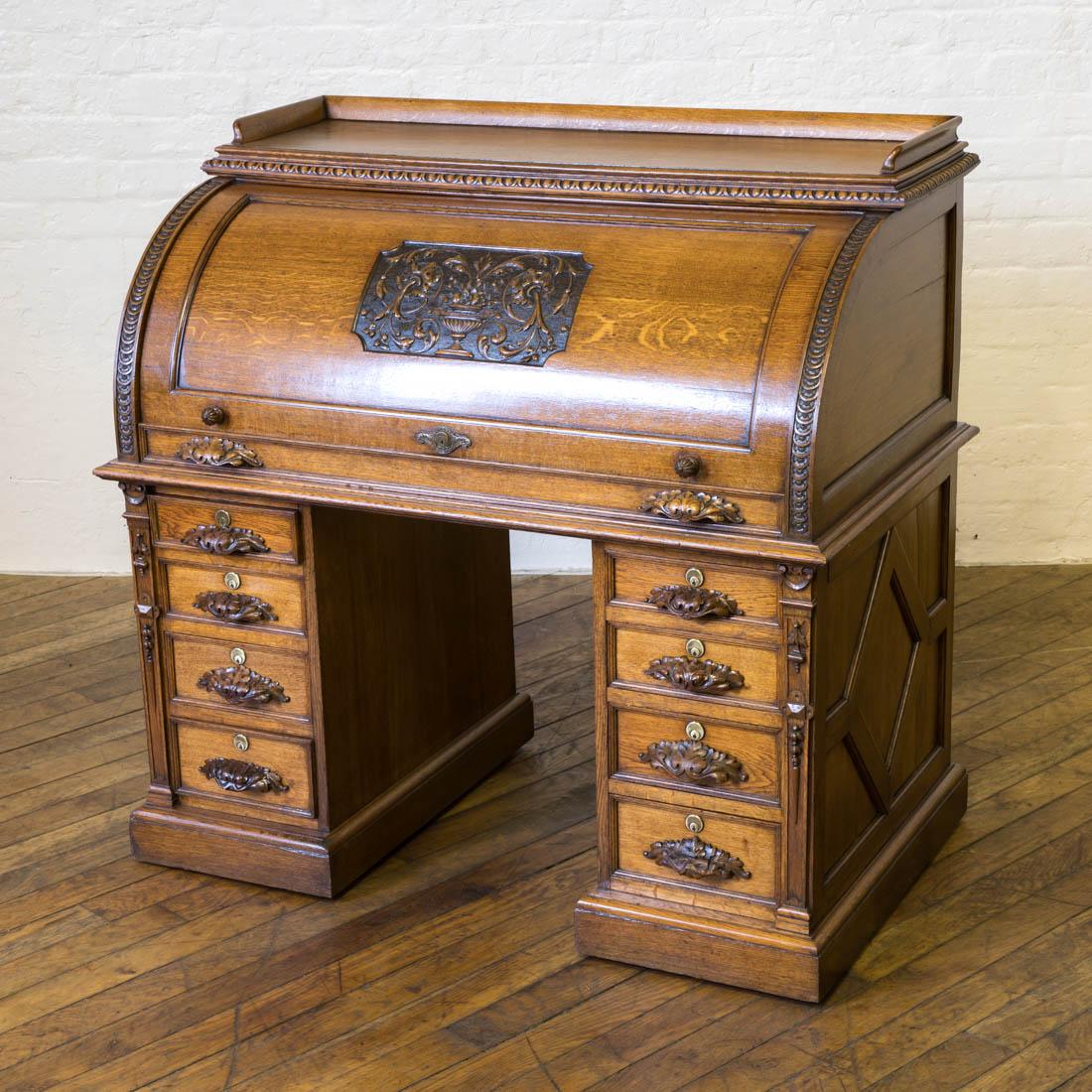 Polished Victorian Oak Cylinder Desk