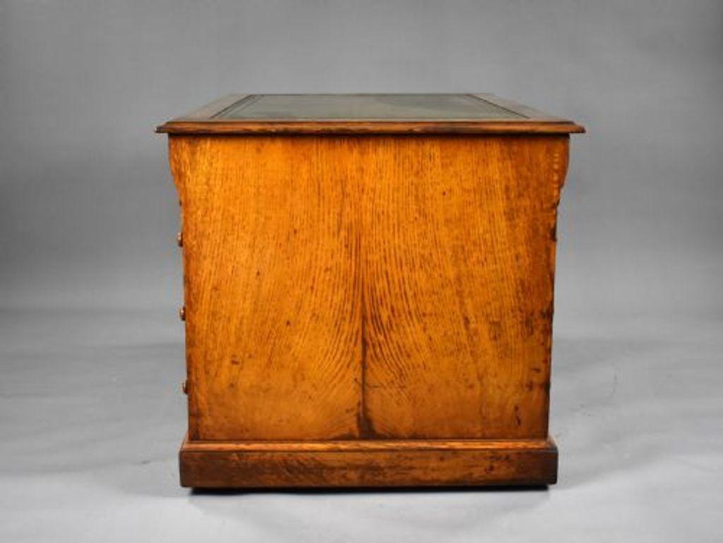Victorian Oak Desk For Sale 3