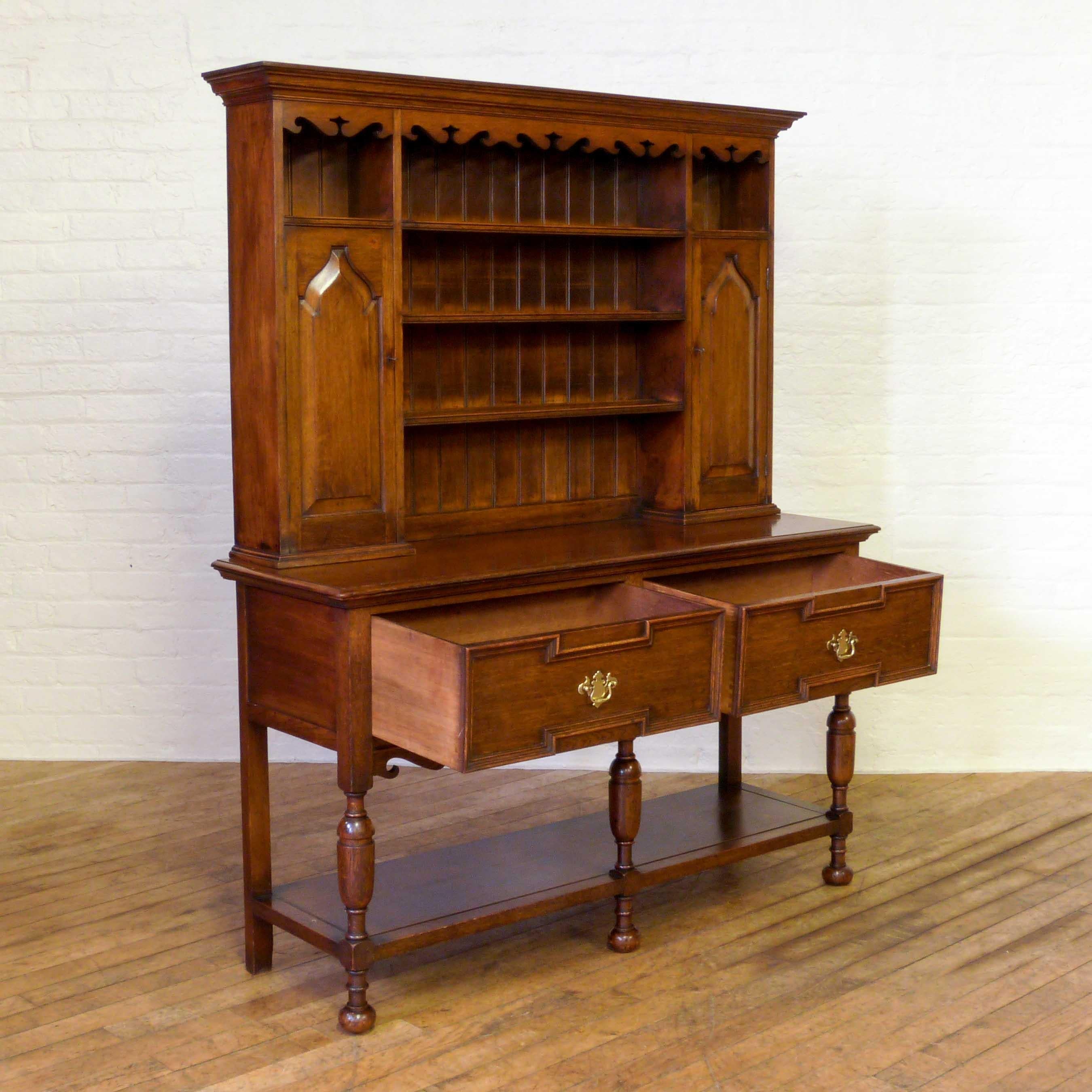 Late 19th Century Victorian Oak Dresser