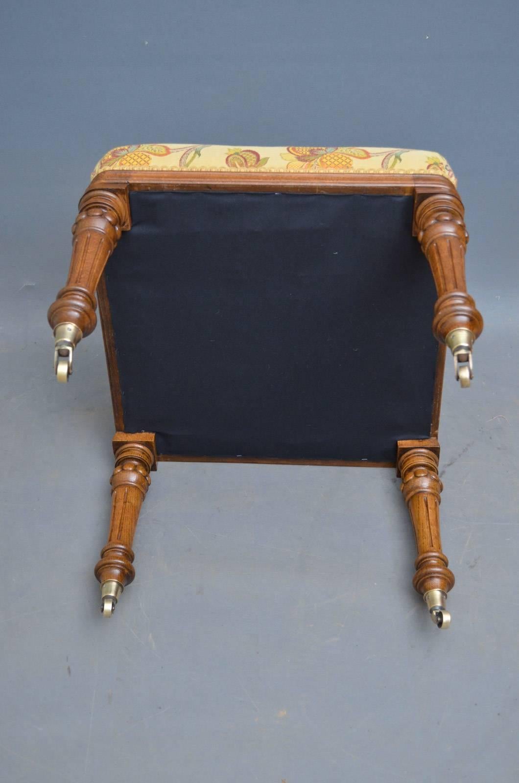 Late 19th Century Victorian Oak Dressing Table Stool
