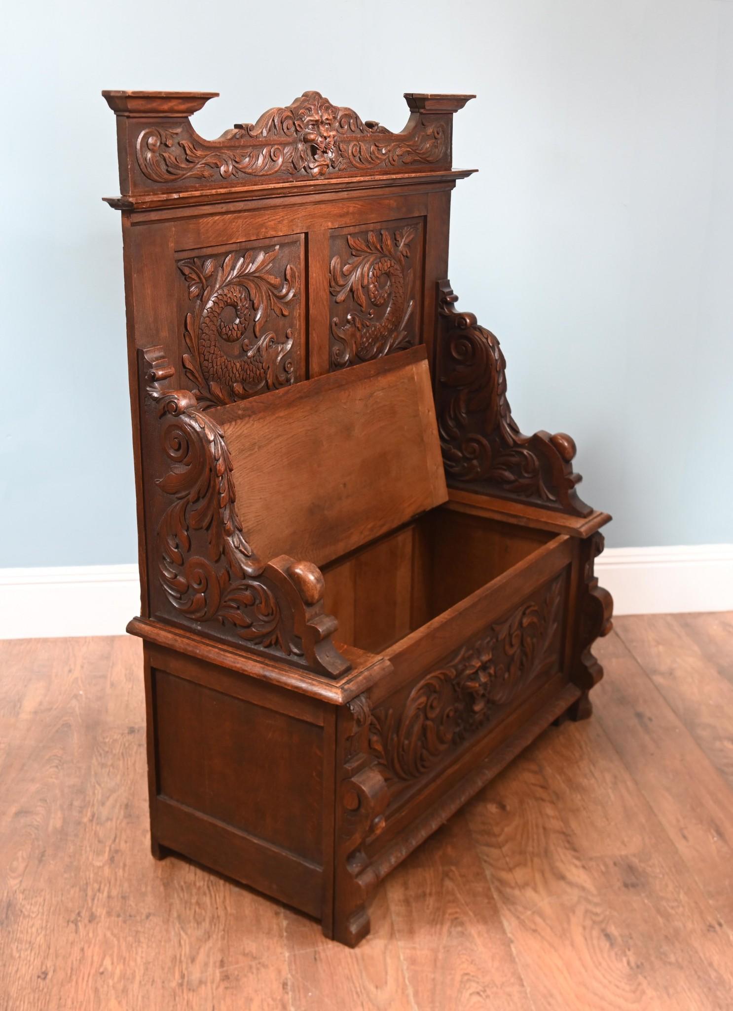 Fine XIX secolo Panca da sala vittoriana in Oak intagliata Settle in vendita