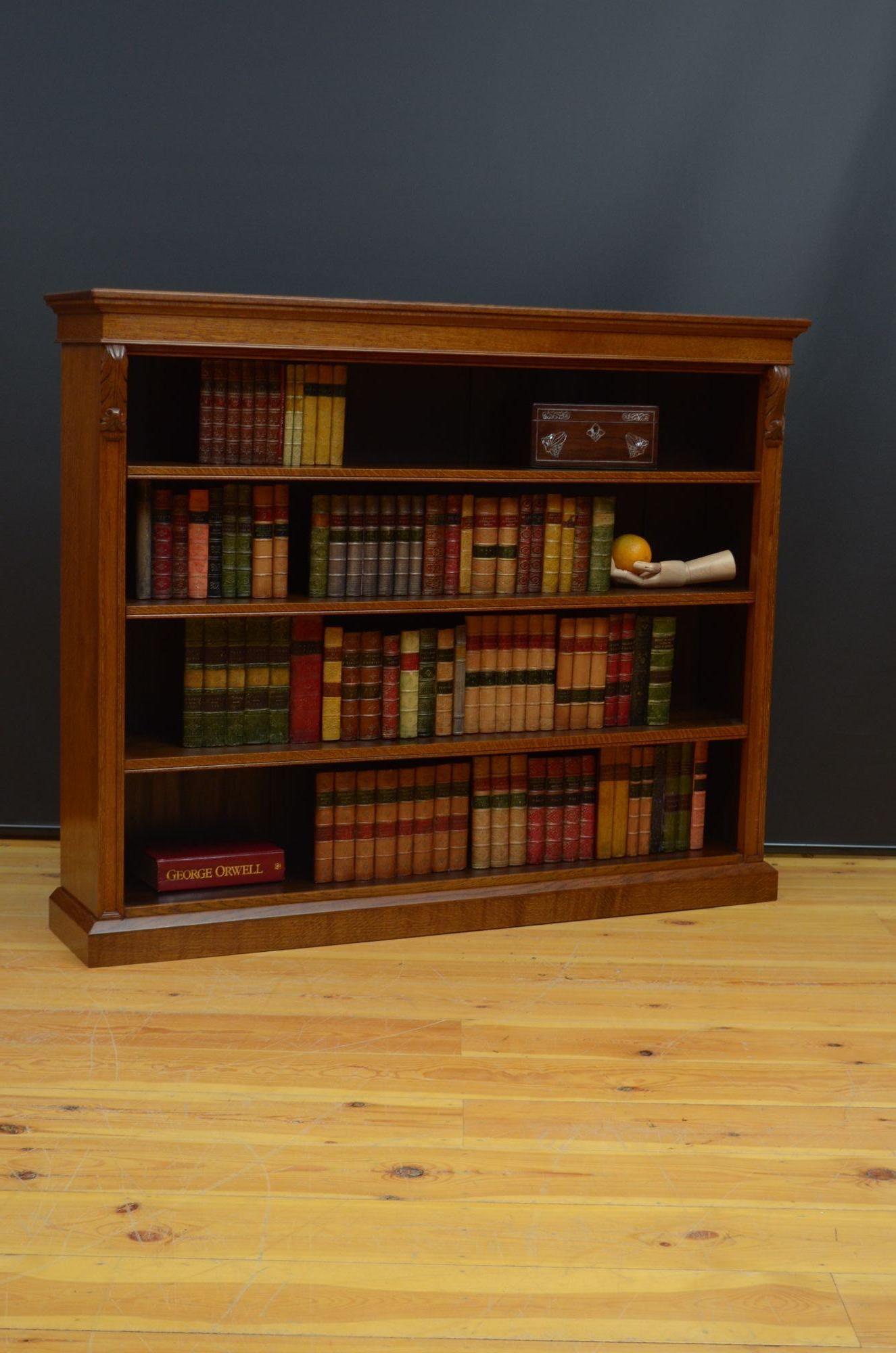 Victorian Oak Open Bookcase In Good Condition For Sale In Whaley Bridge, GB