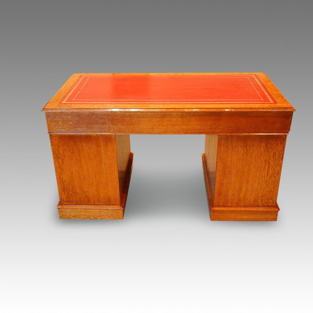 English Victorian Arts & Crafts Oak Pedestal Desk 7