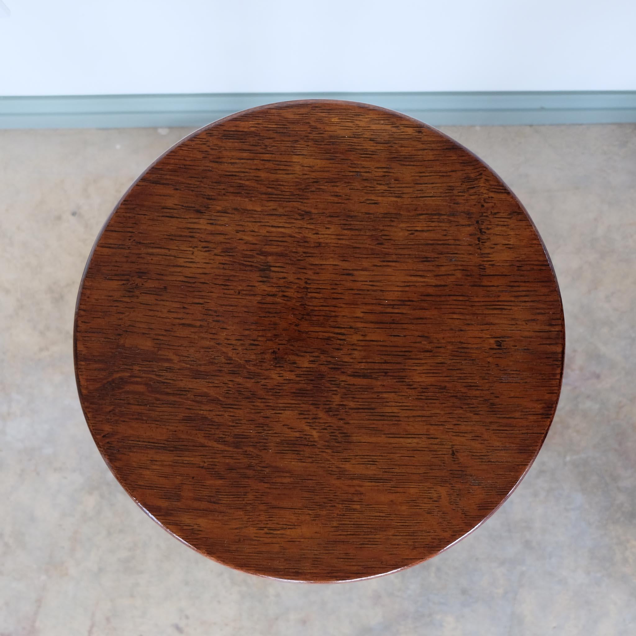 Victorian Oak Tripod Table For Sale 5