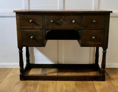 Victorian Oak Writing Table This is a good solid quality piece made about 1890