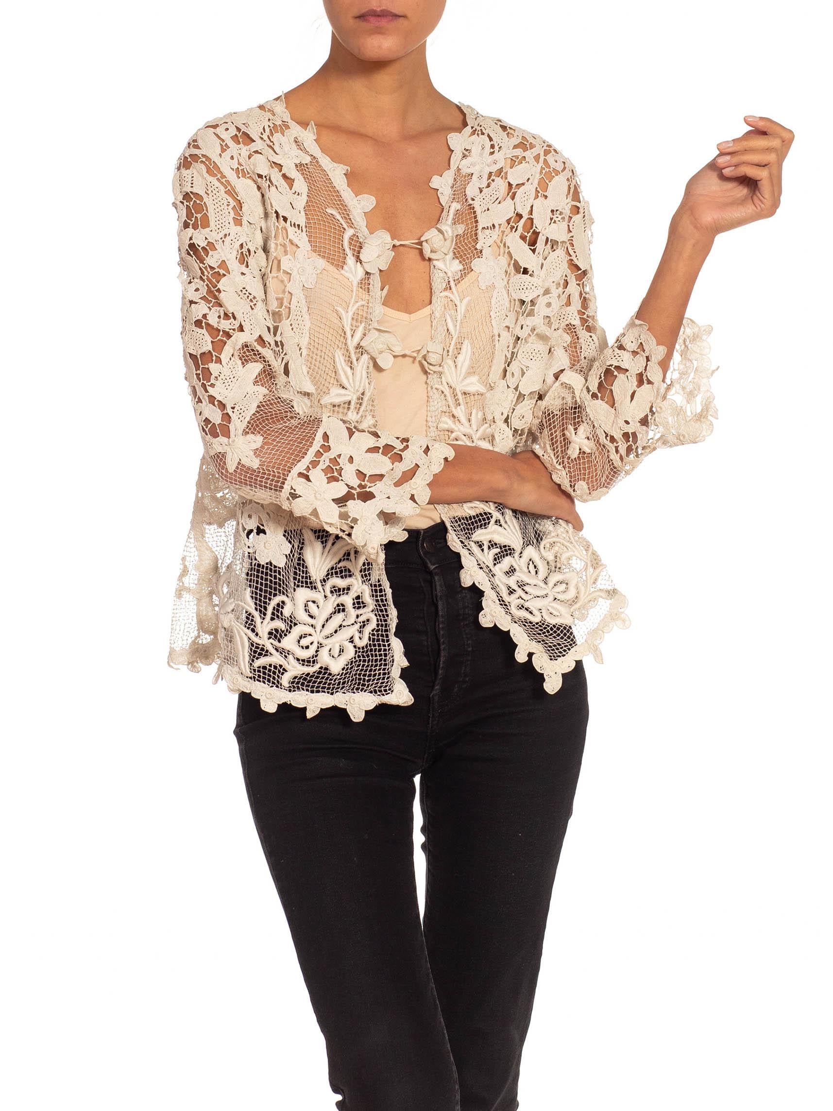 Viktorianische Off White Needle Lace Langarm Jacke mit Blumenhaken im Angebot 4