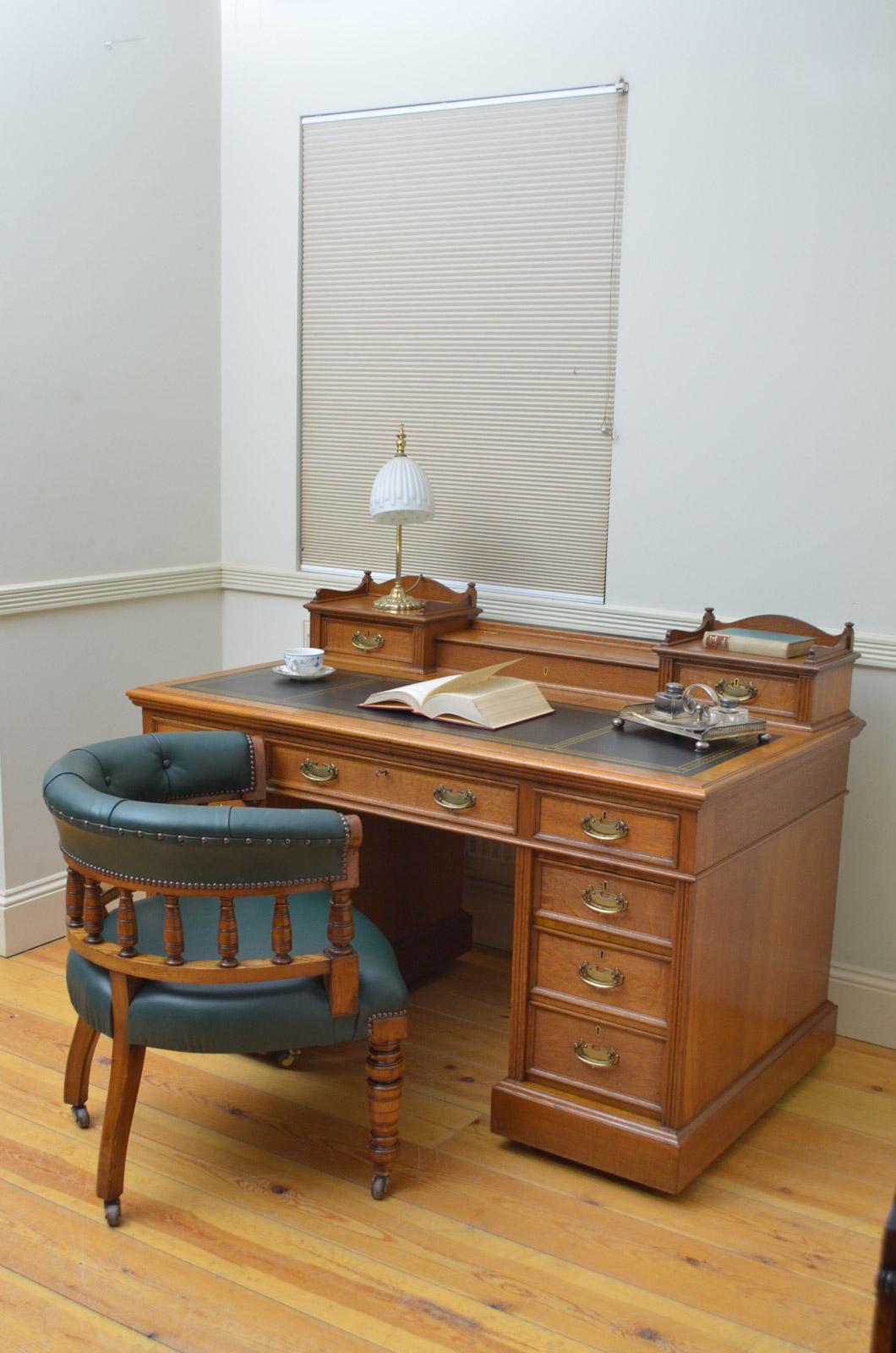 Victorian Office Chair in Oak 3