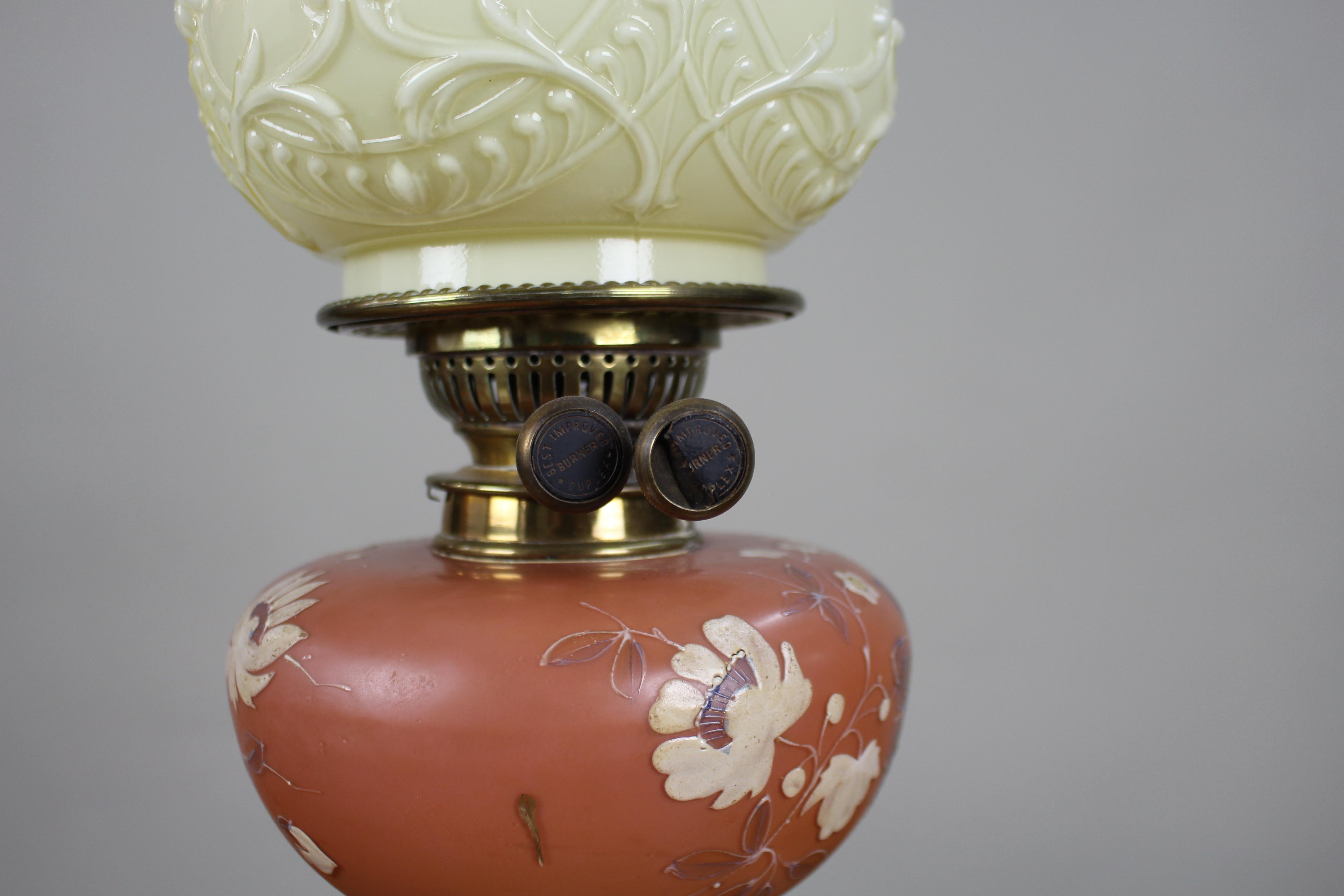 Victorian Oil Lamp with Painted Floral Font and Duplex Burner, c.1890 For Sale 1