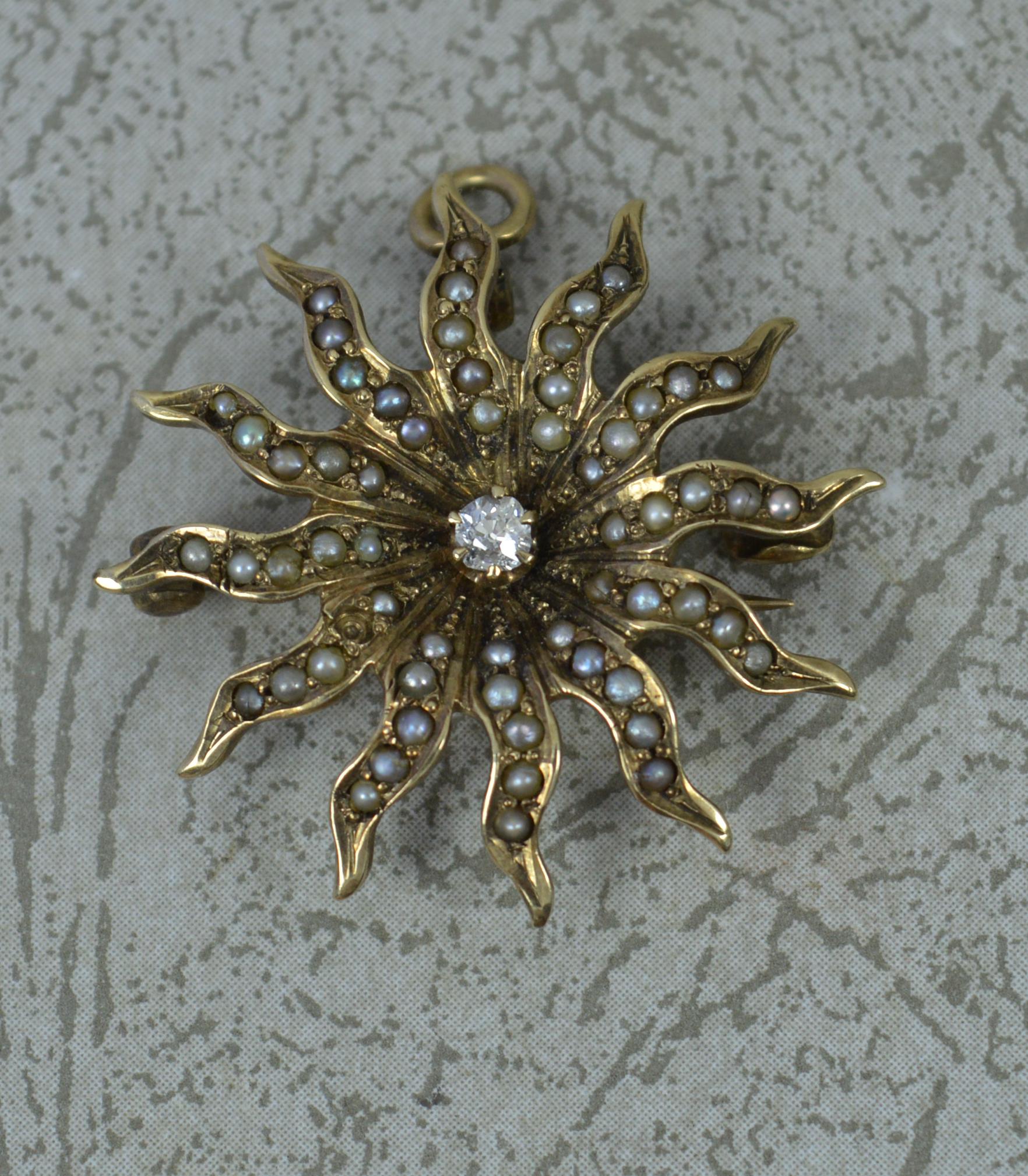 Victorian Old Cut Diamant und Seed Pearl 9ct Gold Star Sun Brosche Anhänger im Angebot 2