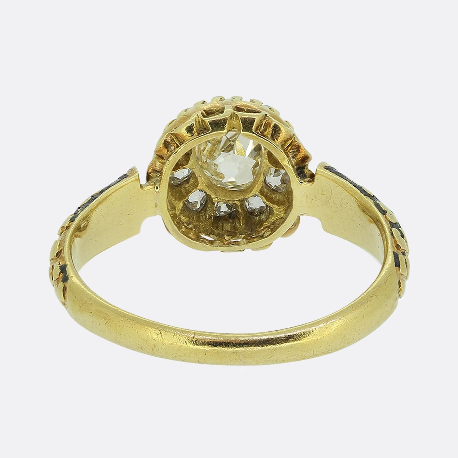 Anillo Victoriano de Esmalte y Racimo de Diamantes talla antigua en Bueno estado para la venta en London, GB