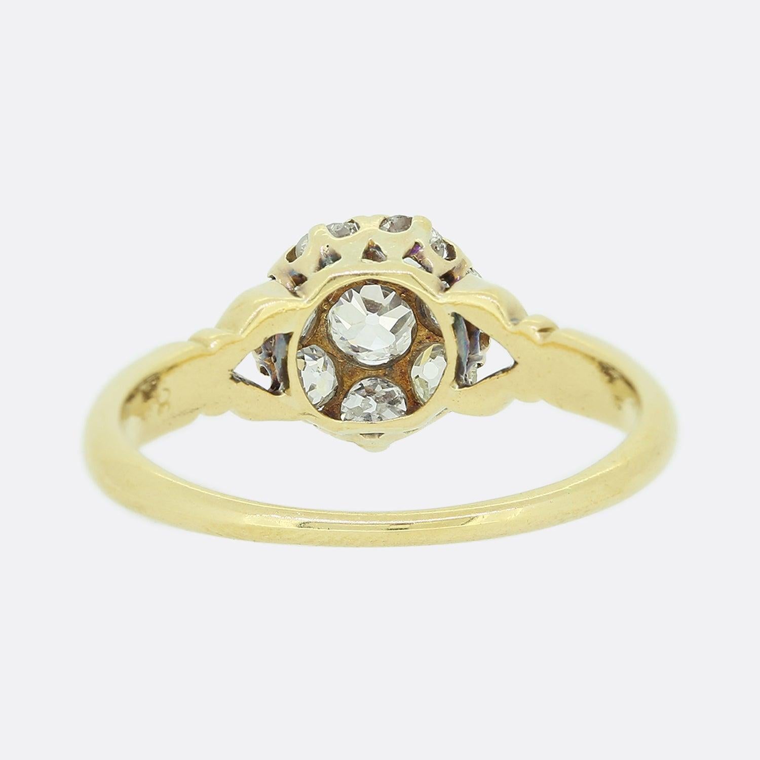 Viktorianischer Altschliff-Diamant-Cluster-Ring im Zustand „Gut“ im Angebot in London, GB