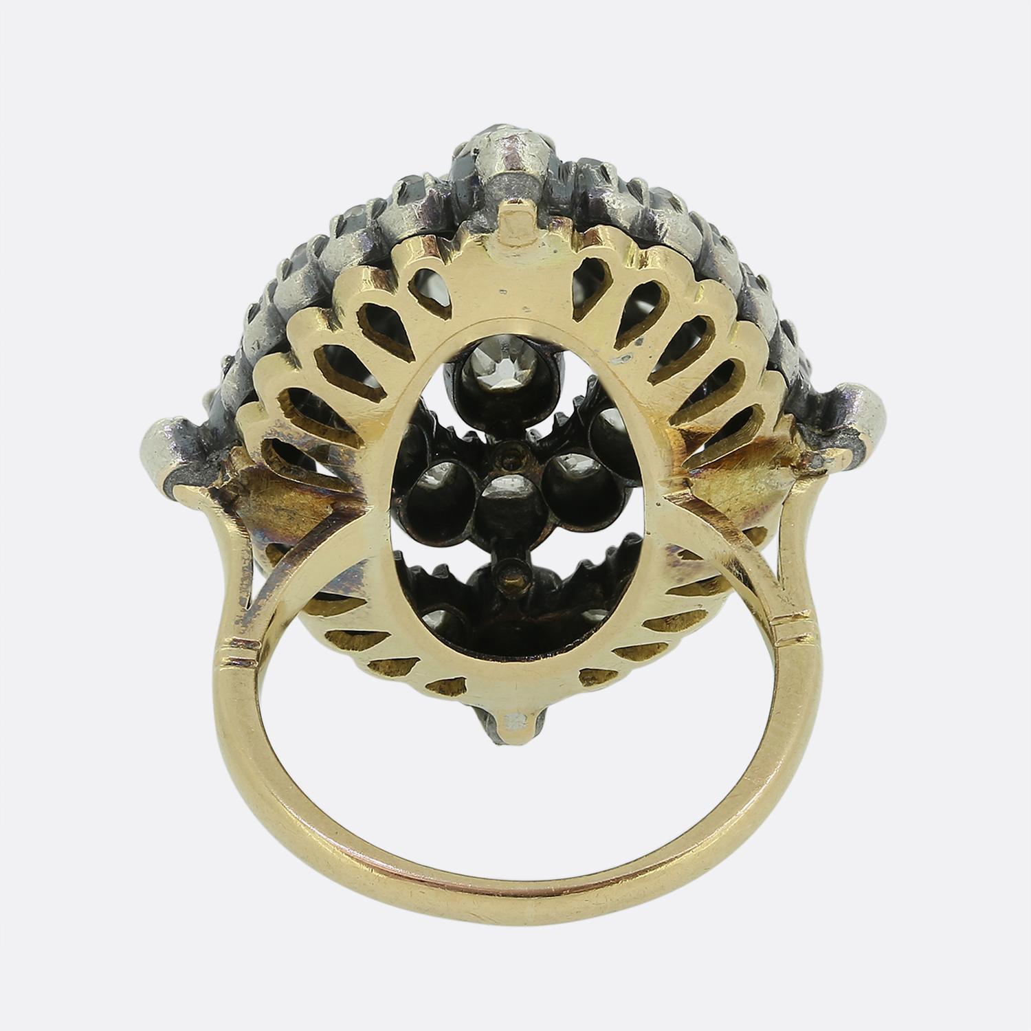 Viktorianischer Altschliff-Diamant-Cluster-Ring im Zustand „Gut“ im Angebot in London, GB