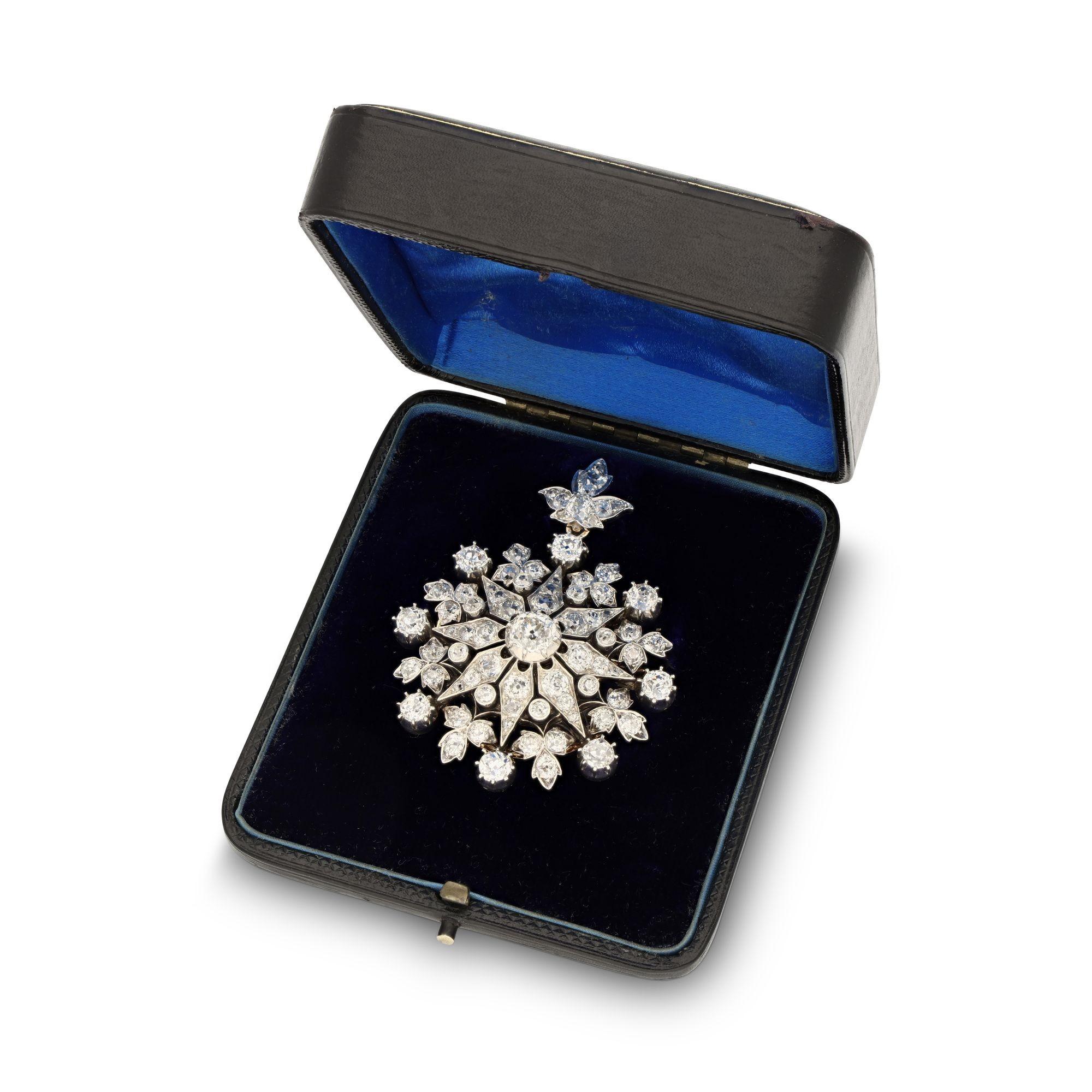 Women's or Men's Victorian Old Cut Diamond 'Starburst' Pendant/Brooch Circa 1880 For Sale