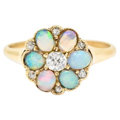 Bague victorienne en or jaune 14 carats avec opale cabochon et diamant taille européenne ancienne