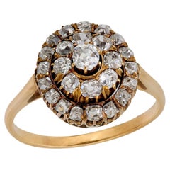 Viktorianischer Cluster-Ring aus 18 Karat Gelbgold mit Diamanten im alten Minenschliff