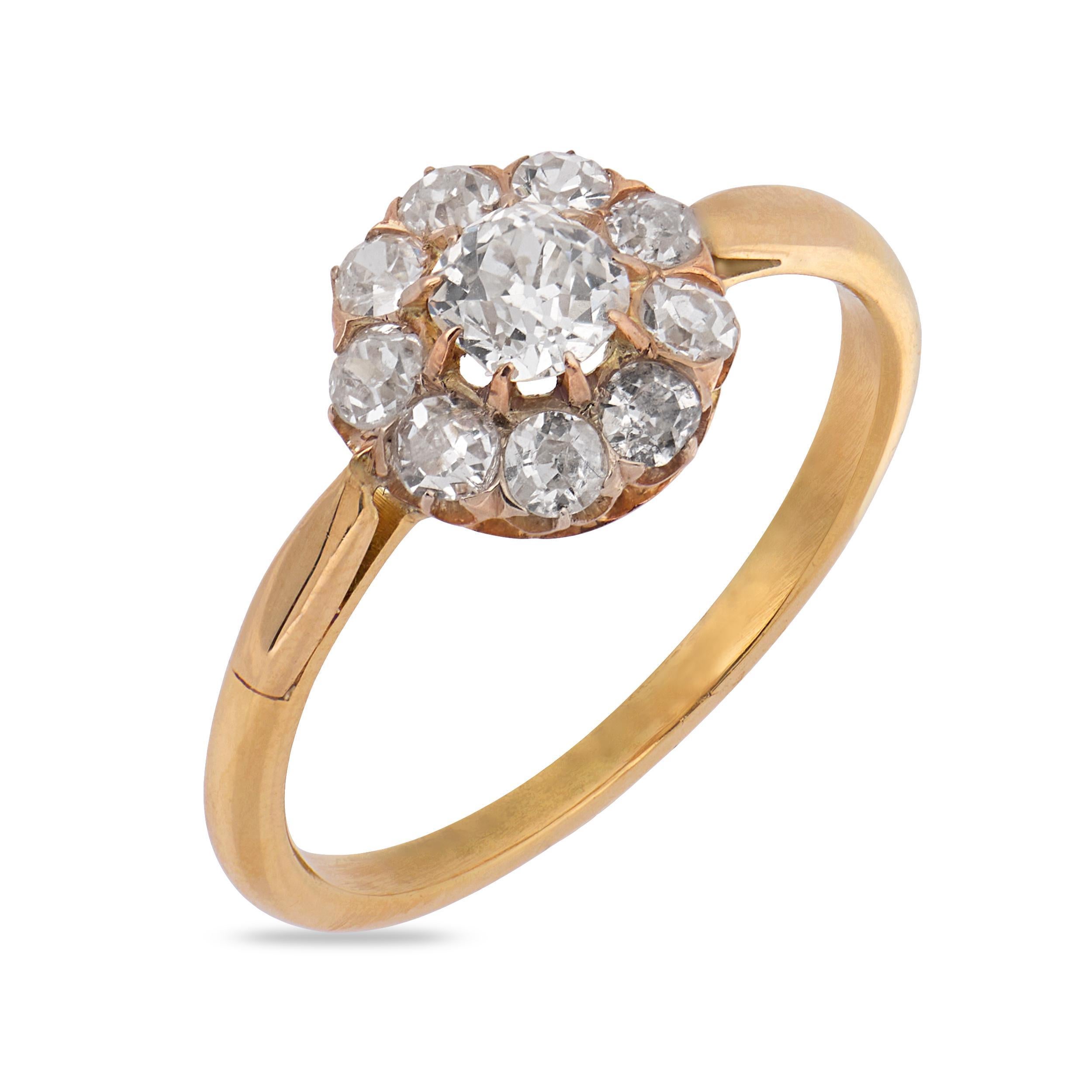 Victorian old mine cut diamond 18k yellow gold cluster ring For Sale