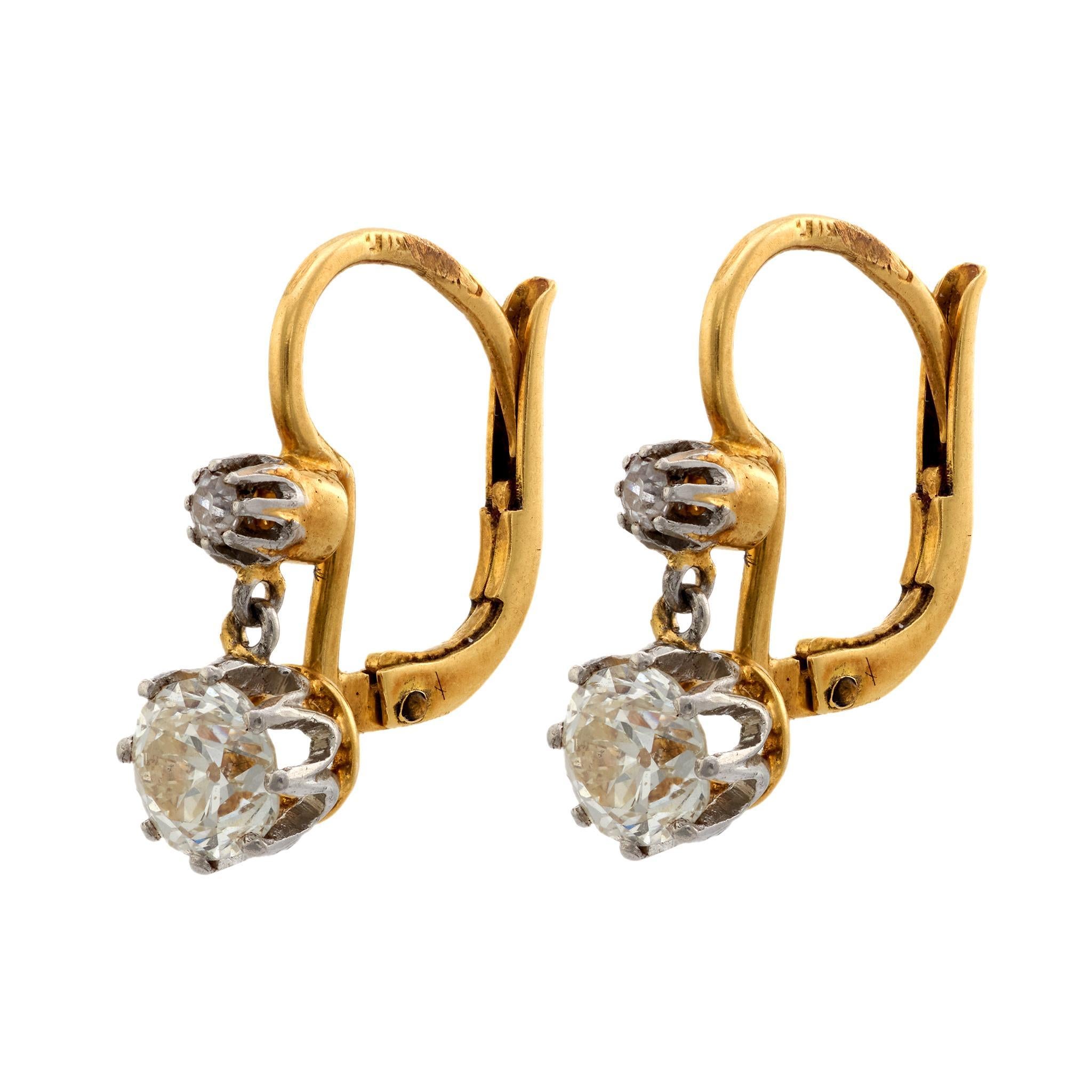 Pendientes antiguos victorianos de diamantes talla mina de oro amarillo de 18k Victoriano en venta