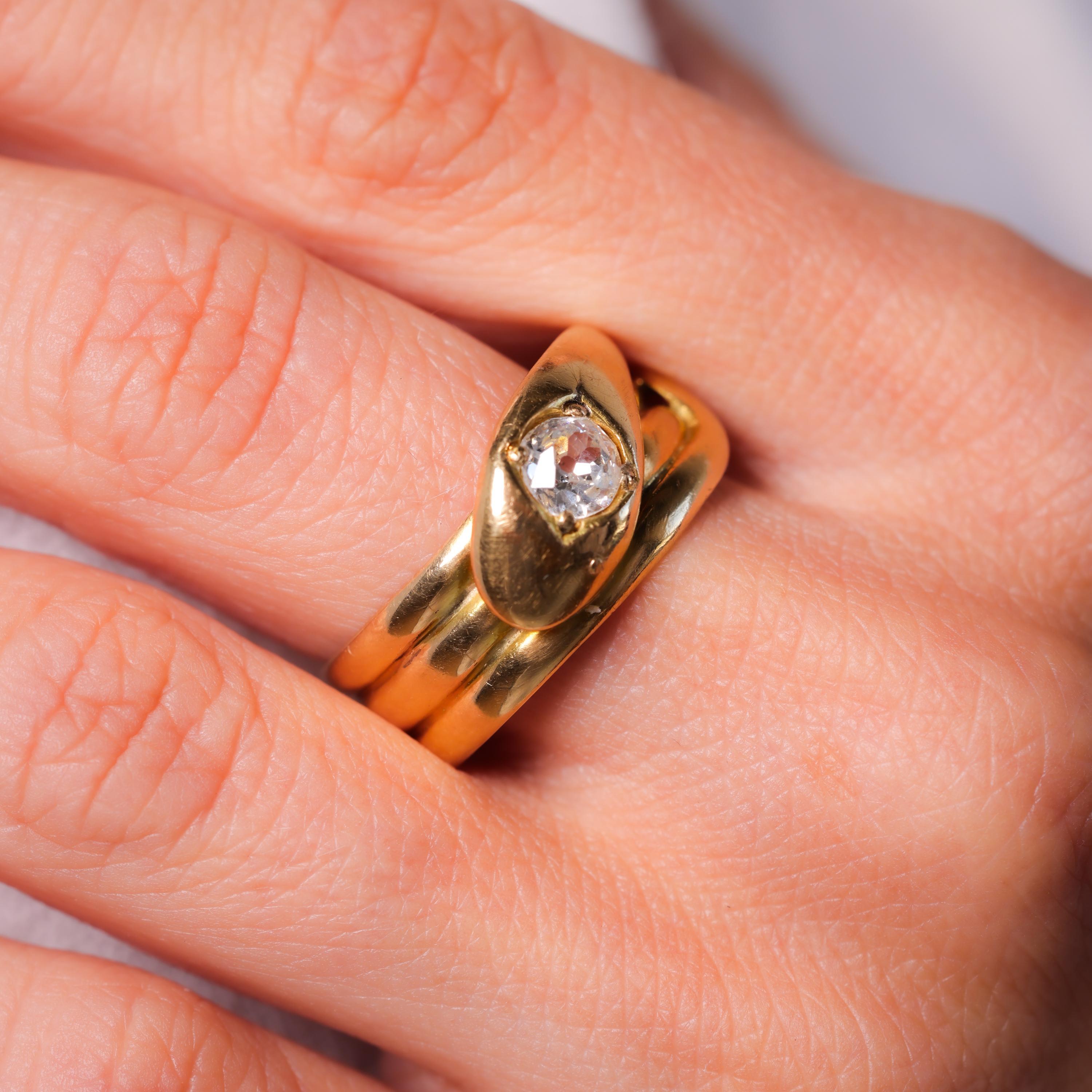 Victorian Old Mine Cut Diamant 18K Gelbgold Schlange Ring (Alteuropäischer Brillantschliff)