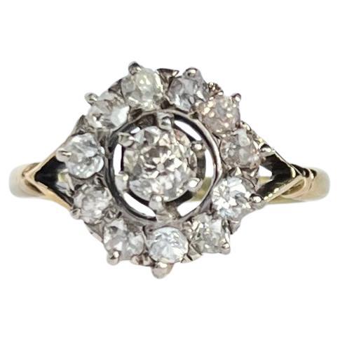Victorian Old Mine Cut Diamond and 18 Carat Gold Cluster Ring For Sale