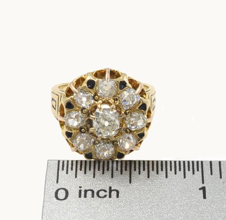 Women's Victorian Old Mine Cut Diamond and 18 Karat Gold Cluster Ring, circa 1880s For Sale