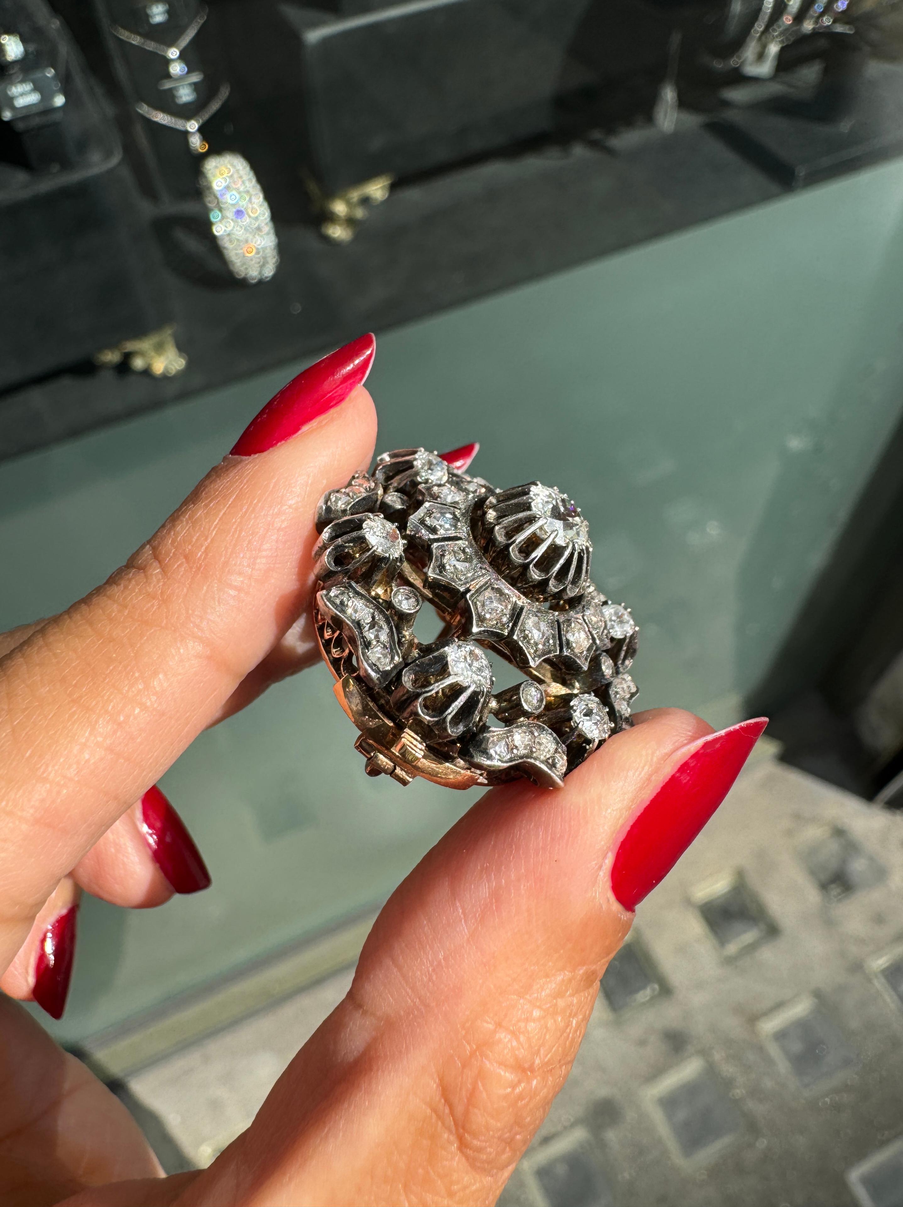 Broche ancienne victorienne en argent et or avec diamants taille vieille mine en vente 5